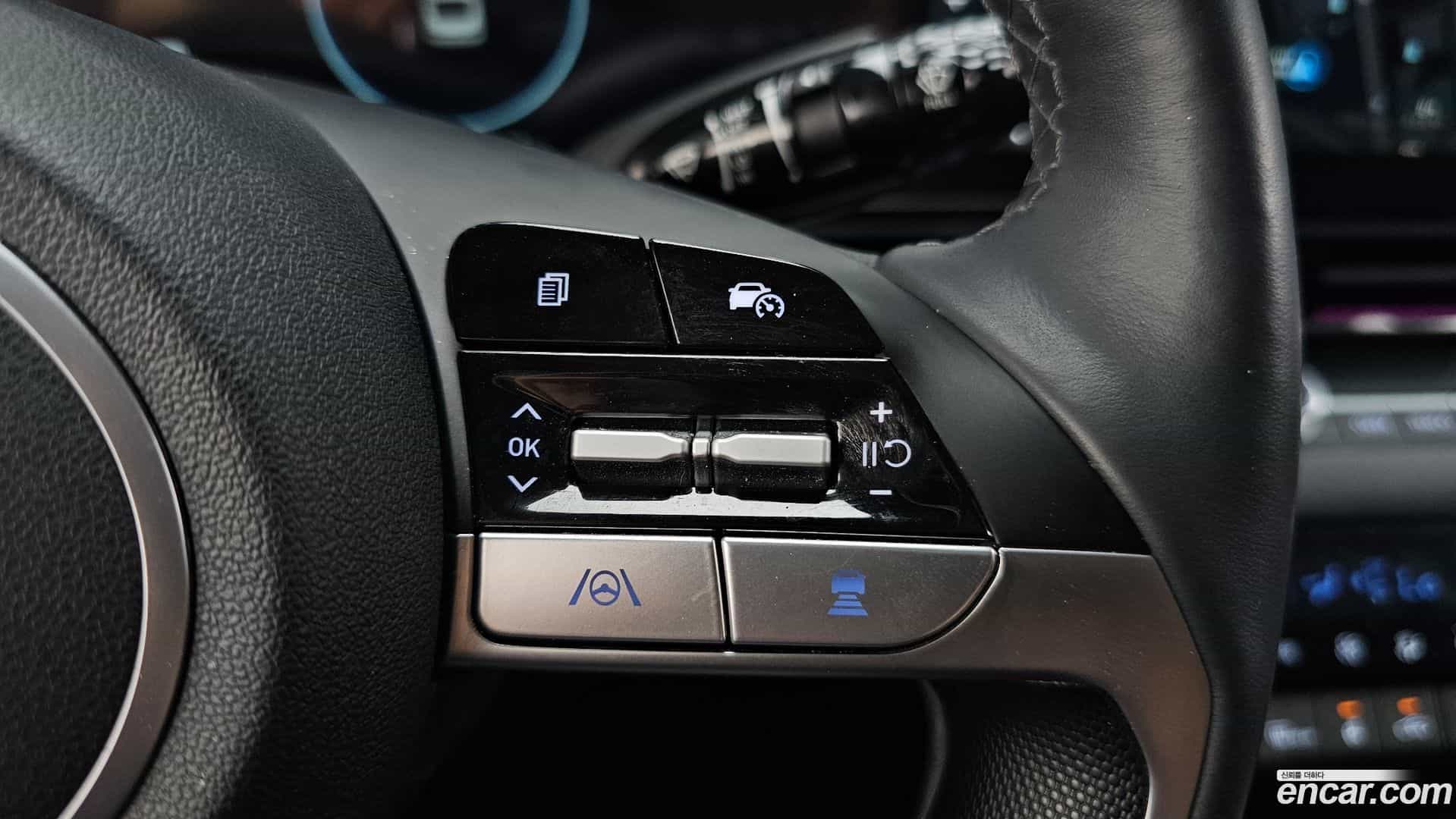 AVANTE Hyundai 2023.8-OPTION-043