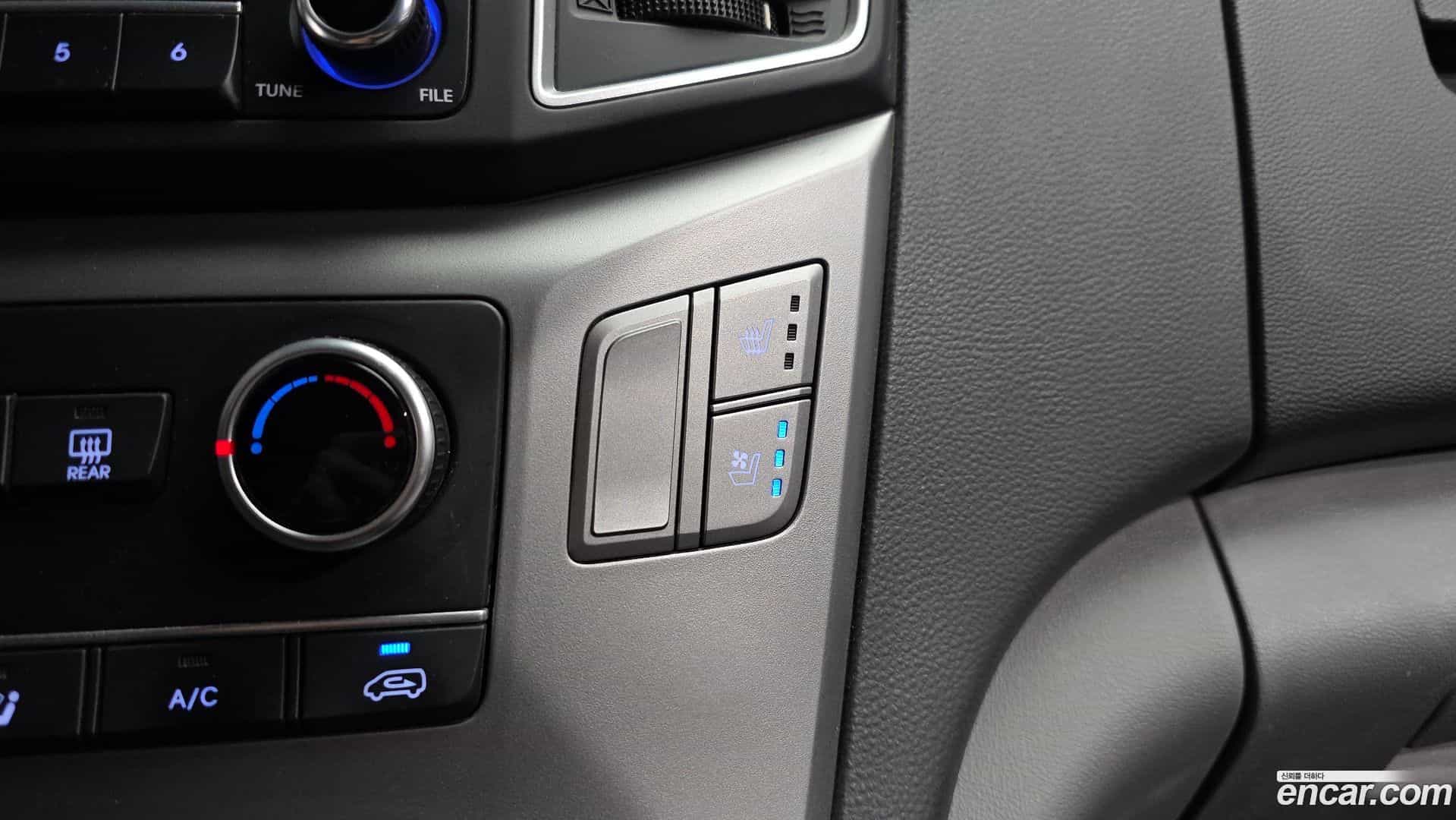 Starex Hyundai 2021.2-OPTION-023