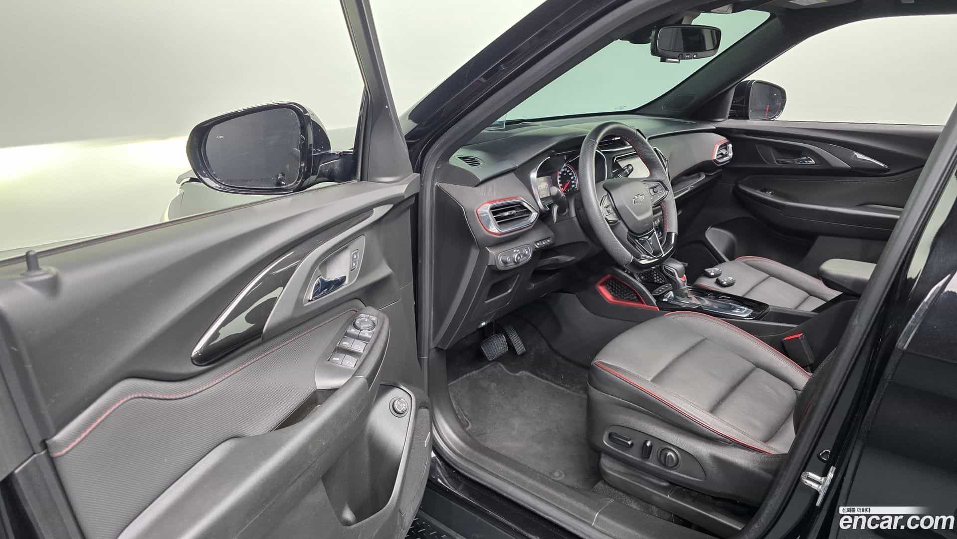 Trailblazer Chevrolet 2021.5-INNER-010