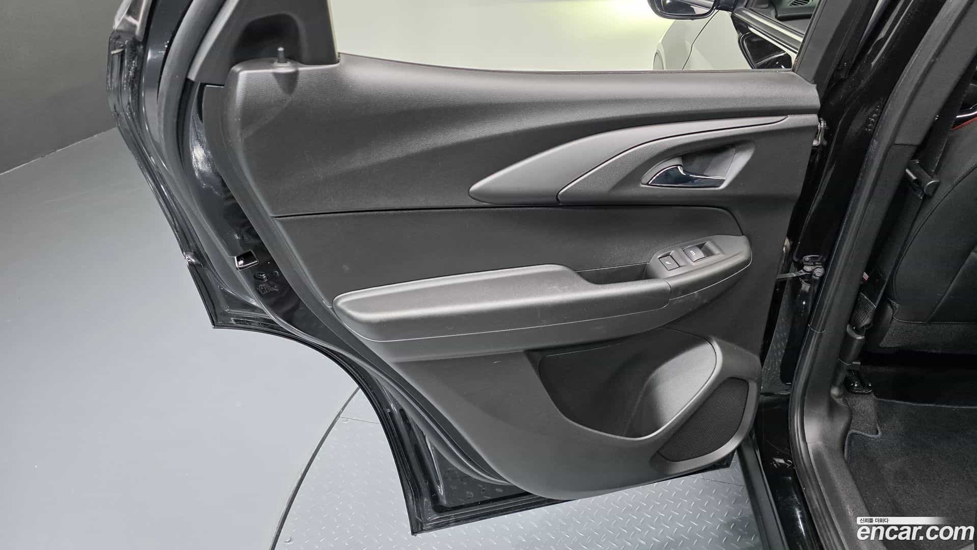 Trailblazer Chevrolet 2021.5-INNER-035