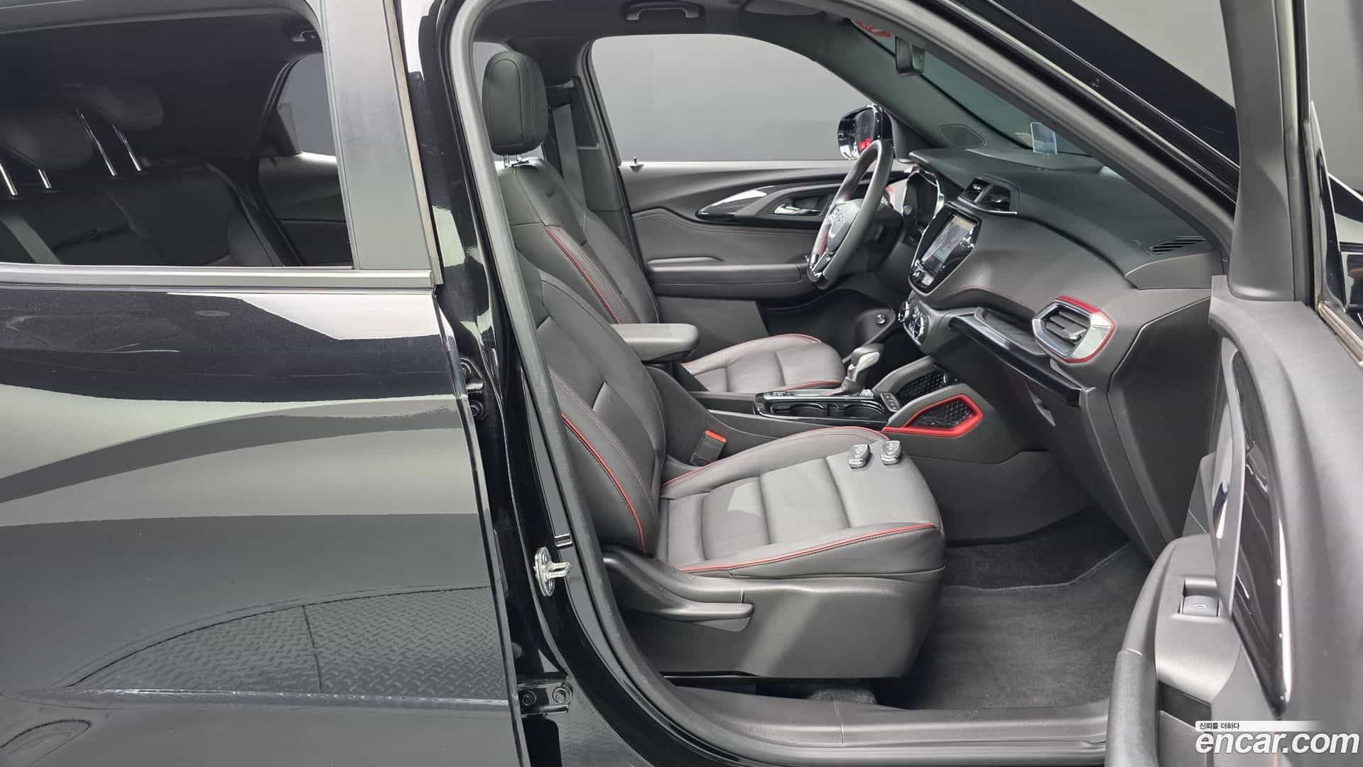 Trailblazer Chevrolet 2021.5-INNER-036