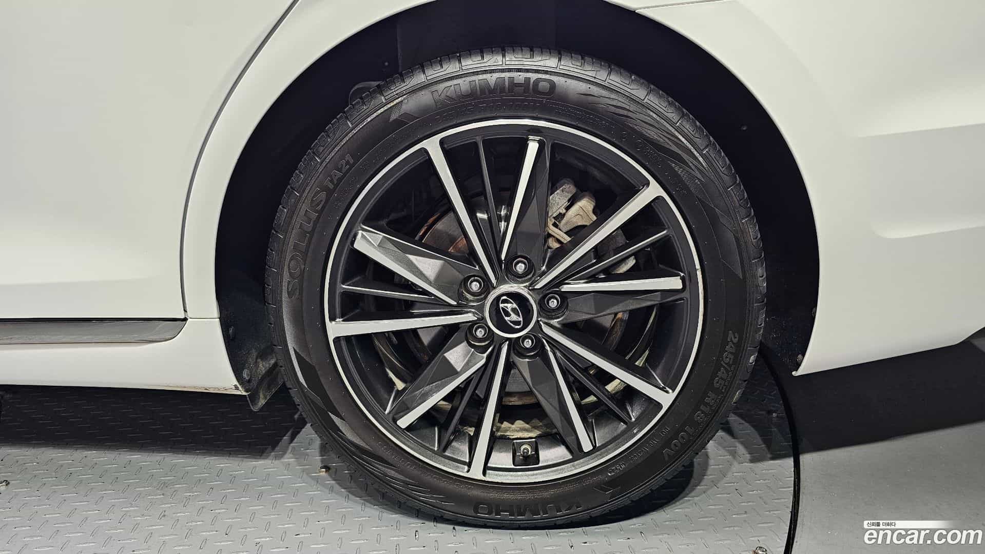 Grandeur Hyundai 2021.10-OUTER-005