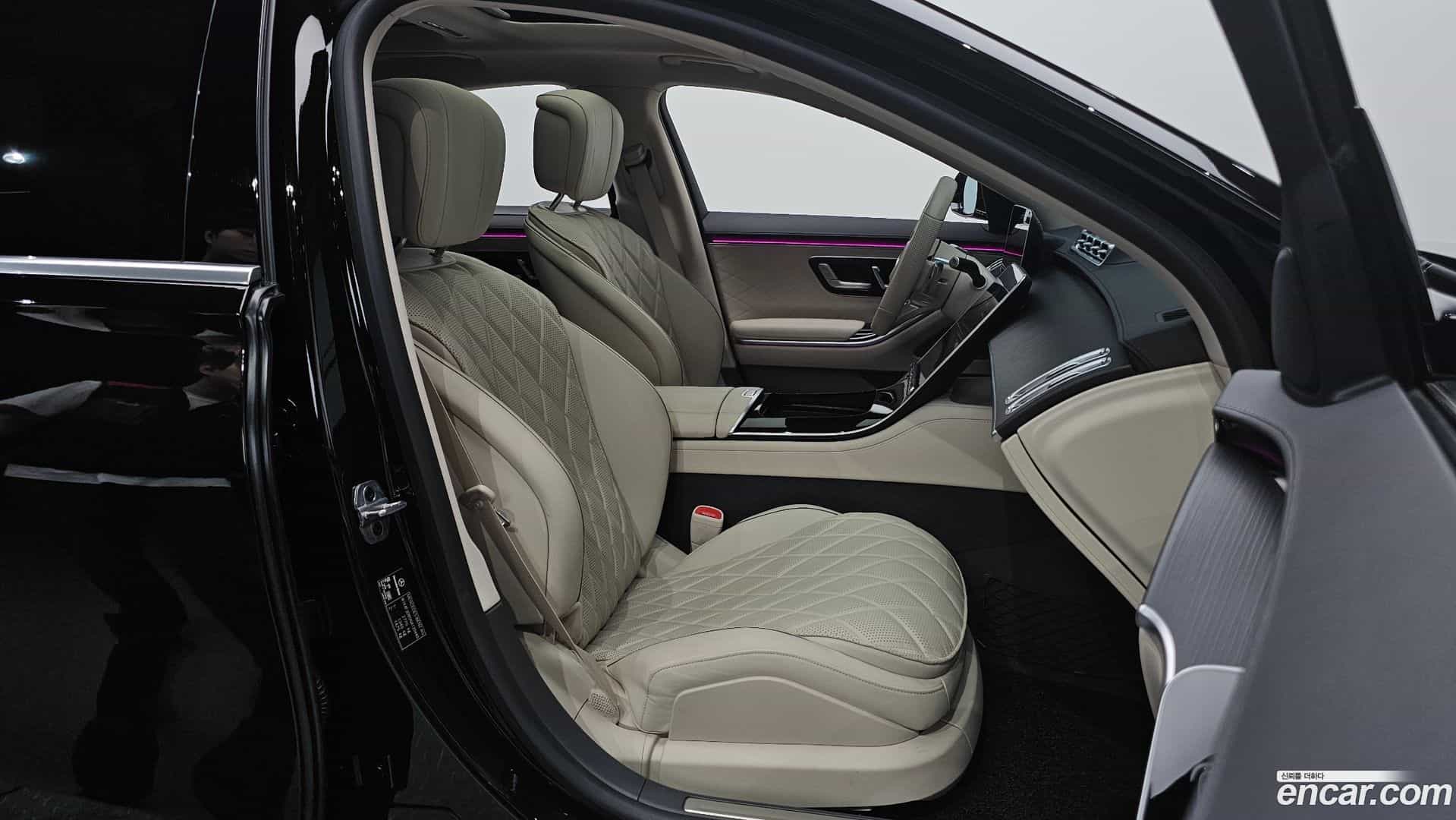 S-Class Mercedes-Benz 2022.3-INNER-010