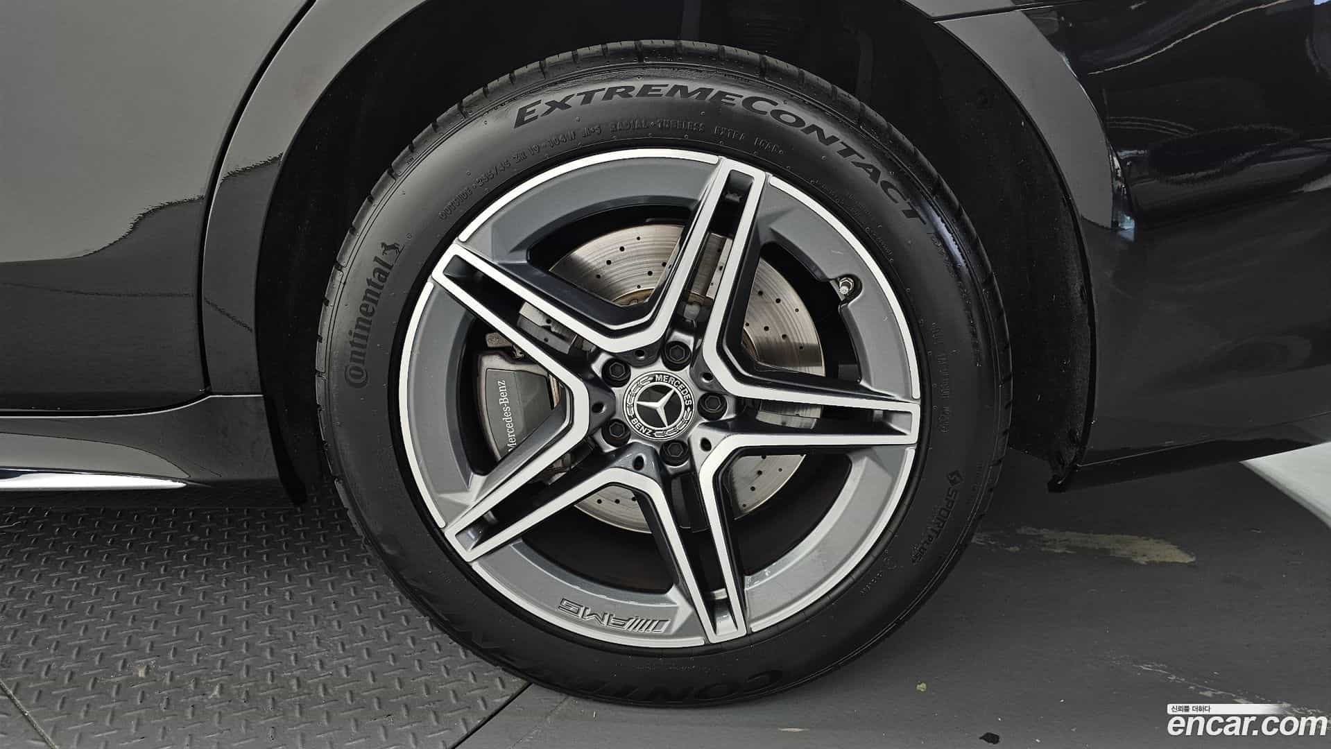 S-Class Mercedes-Benz 2022.3-OUTER-031