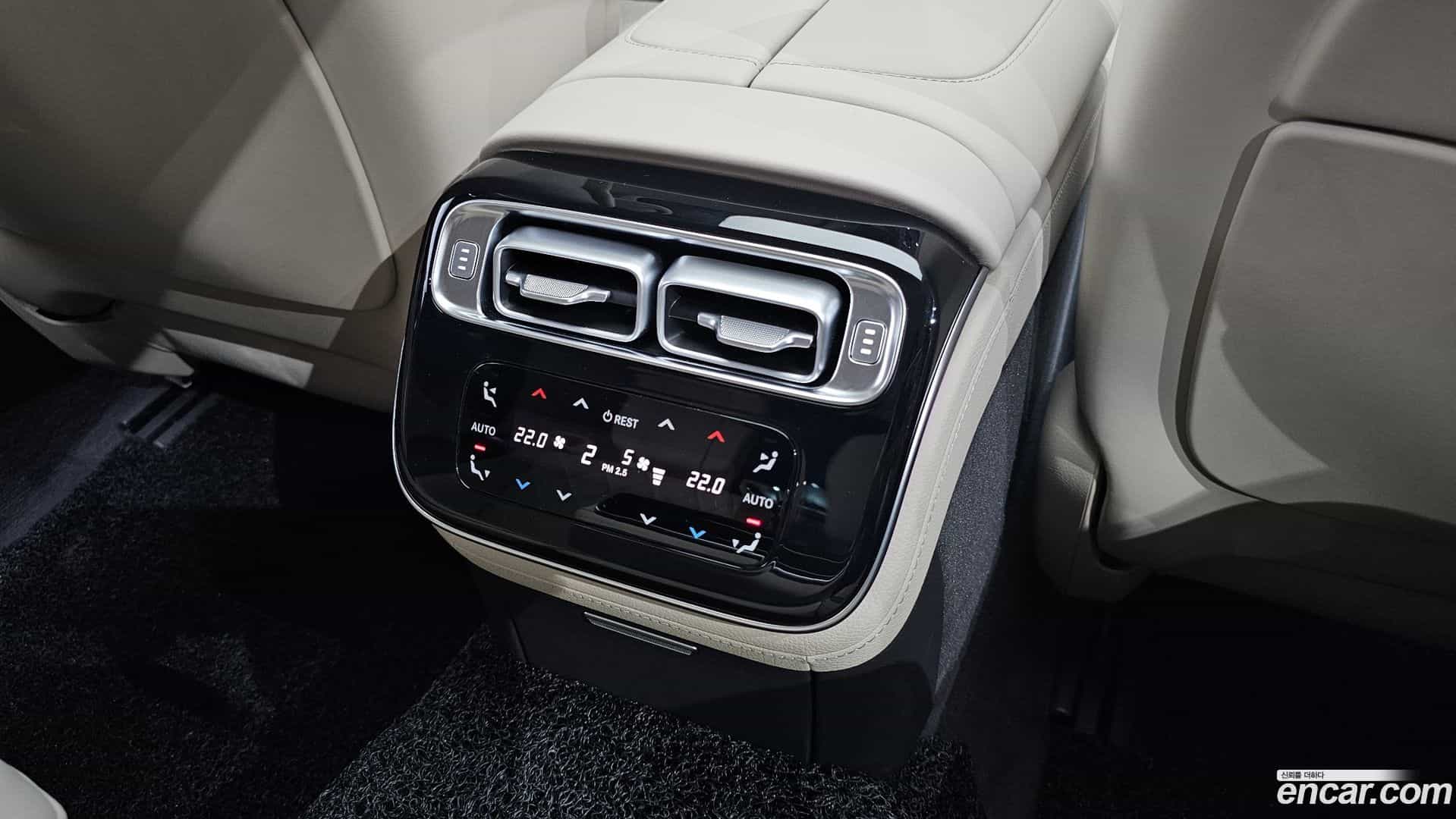 S-Class Mercedes-Benz 2022.3-OPTION-046