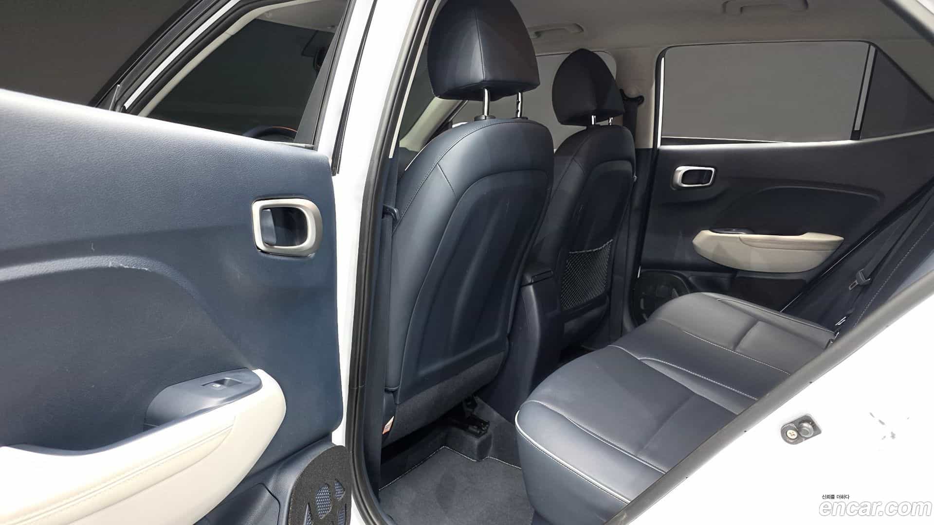 Venue Hyundai 2021.7-OPTION-015
