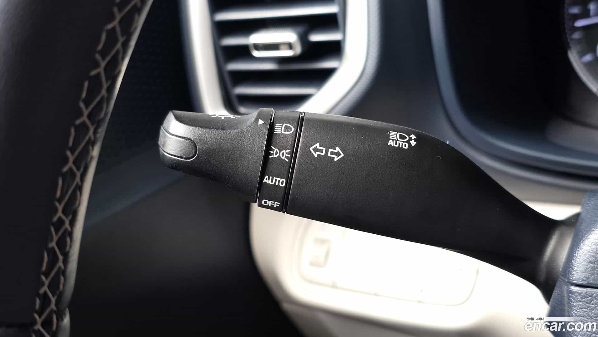 Venue Hyundai 2021.7-OPTION-040
