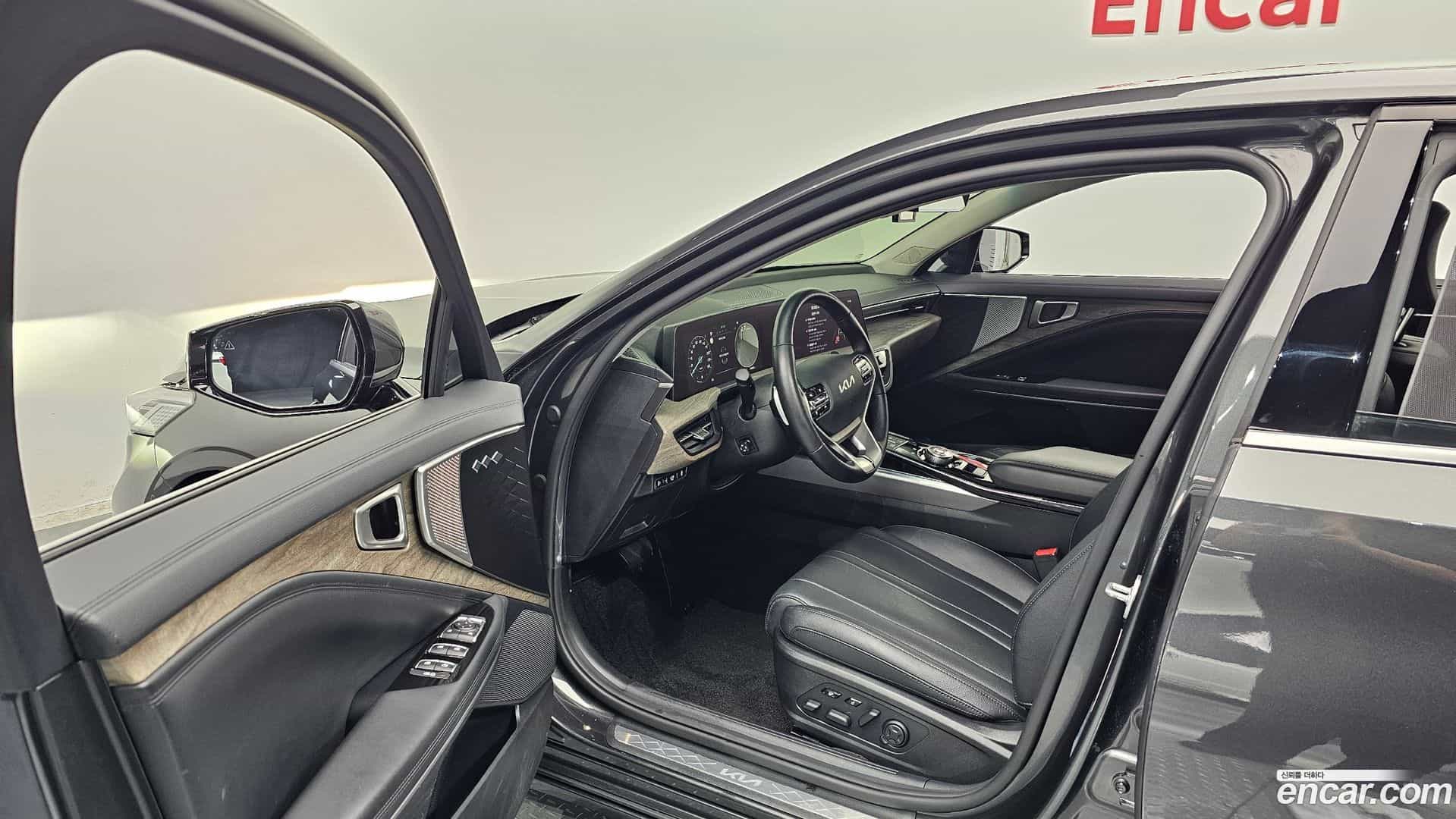 K8 Kia 2022.1-INNER-010