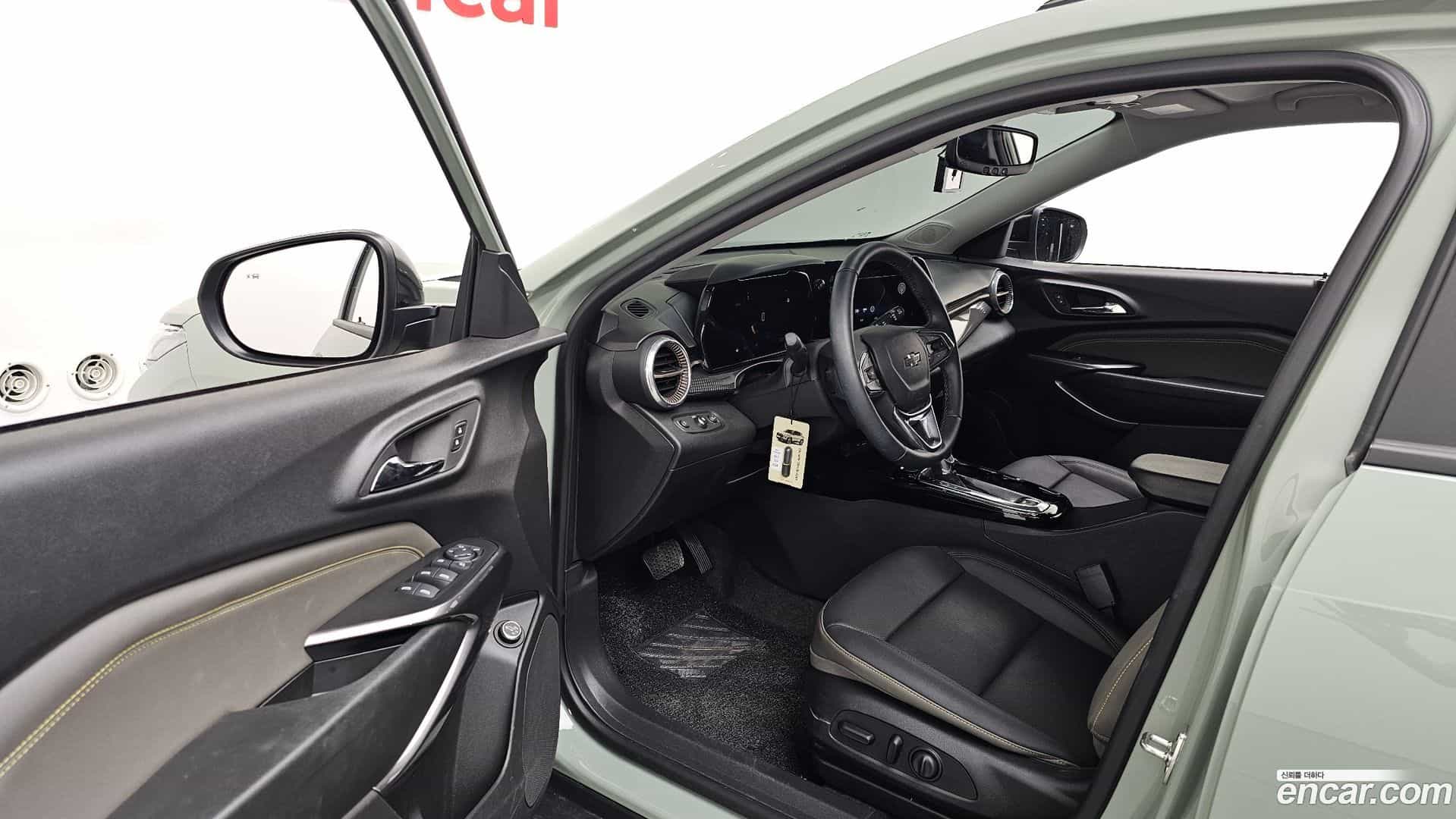 Trax Chevrolet 2025.6-INNER-010