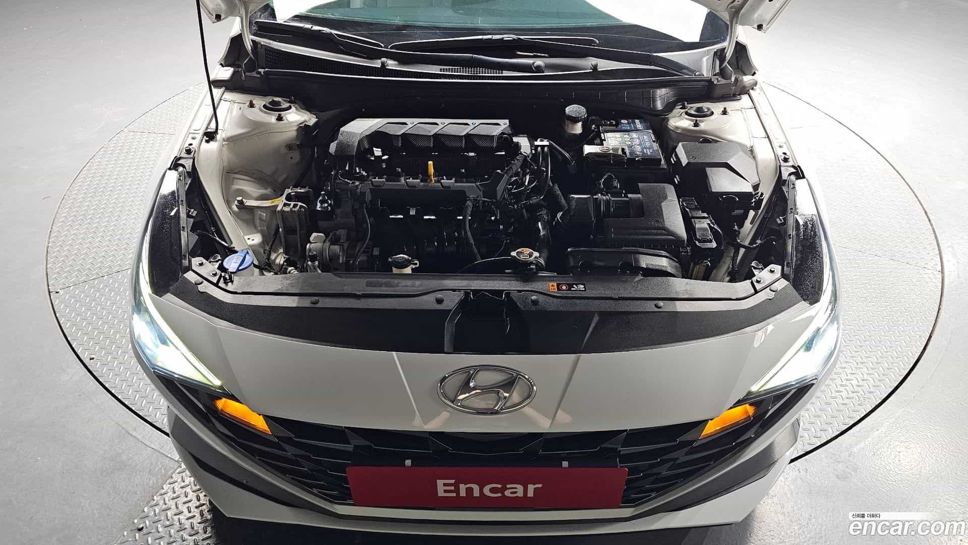 AVANTE Hyundai 2020.6-OUTER-006