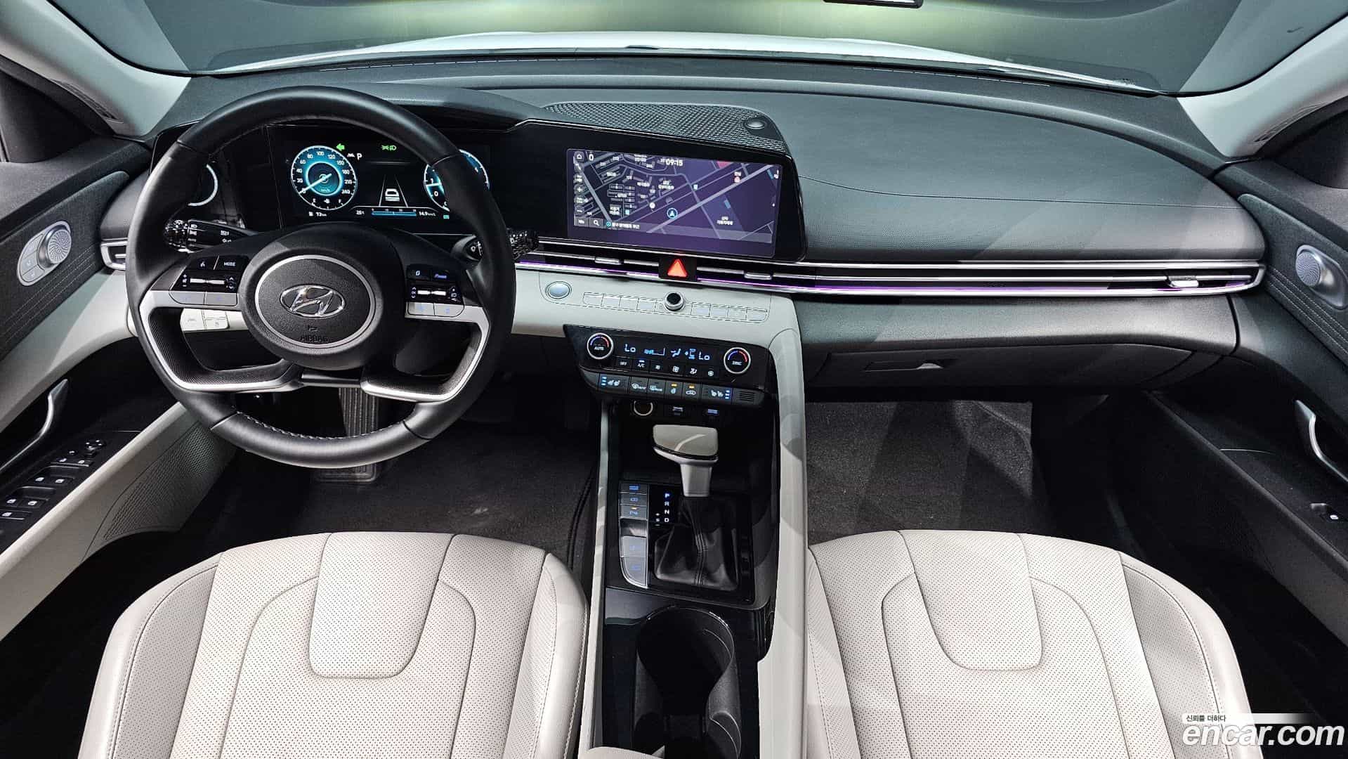 AVANTE Hyundai 2020.6-INNER-007