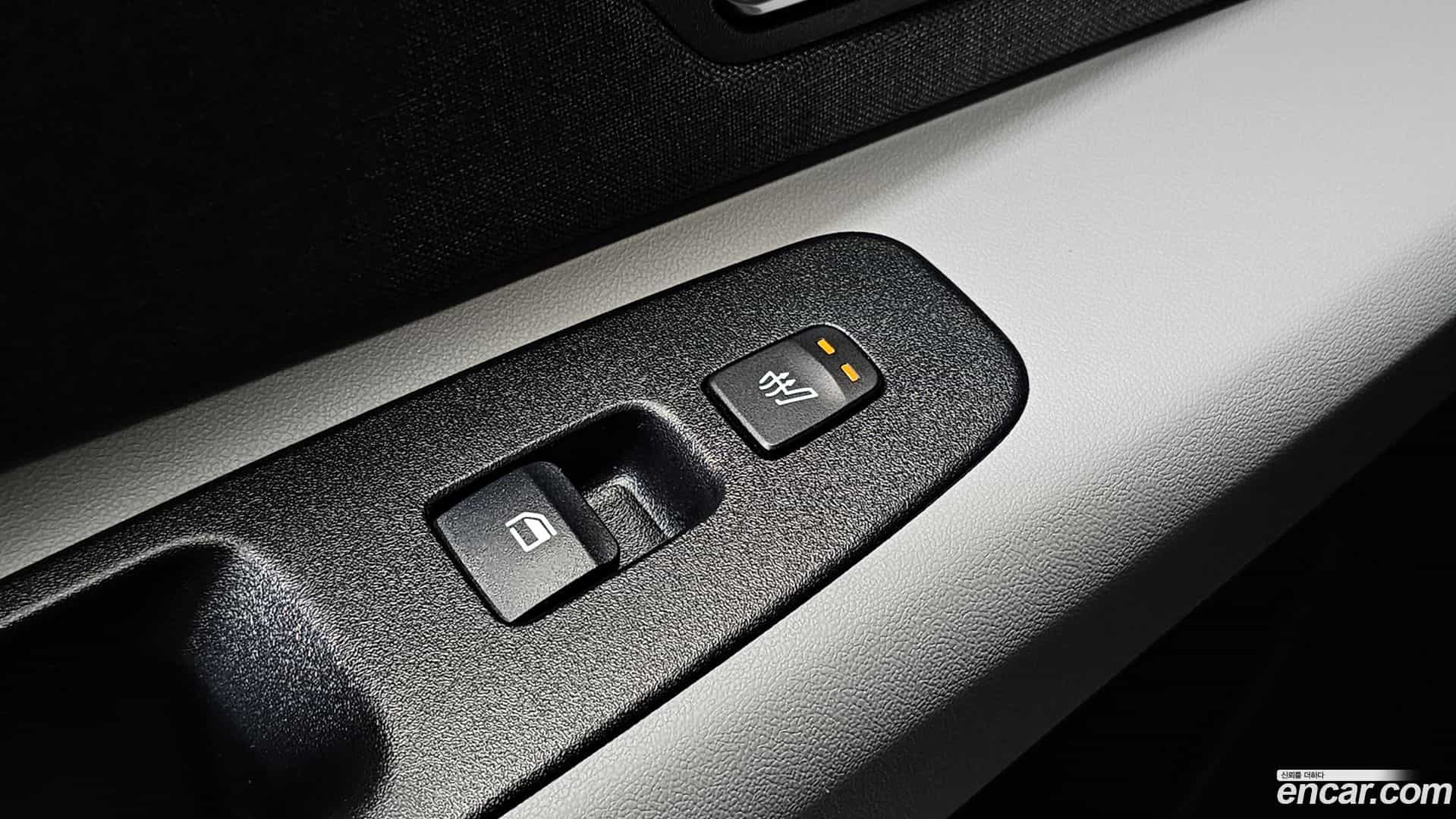 AVANTE Hyundai 2020.6-OPTION-022