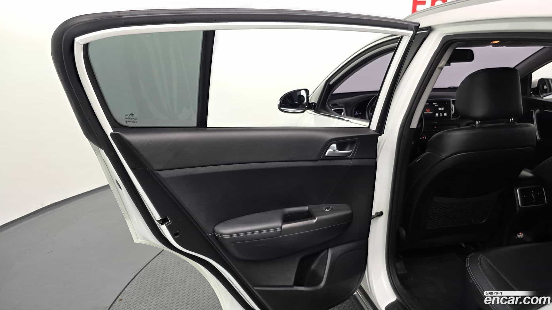 Sportage Kia 2018.3-INNER-035