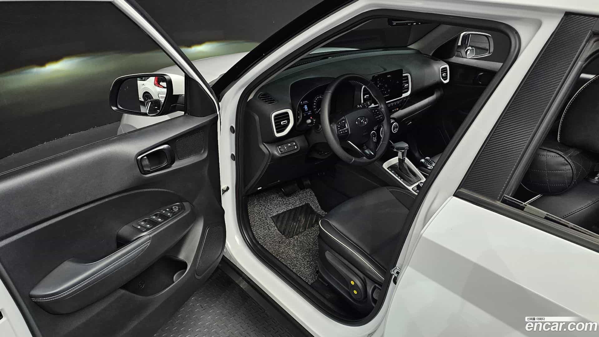 Venue Hyundai 2021.2-OPTION-015