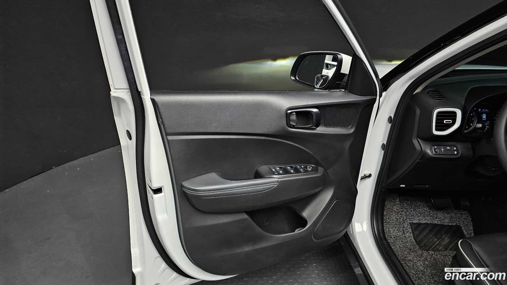 Venue Hyundai 2021.2-INNER-034