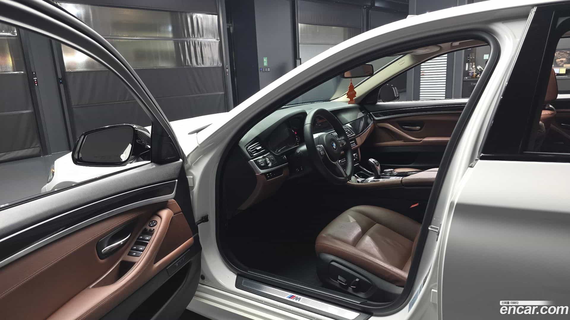 5-Series BMW 2016.11-INNER-010