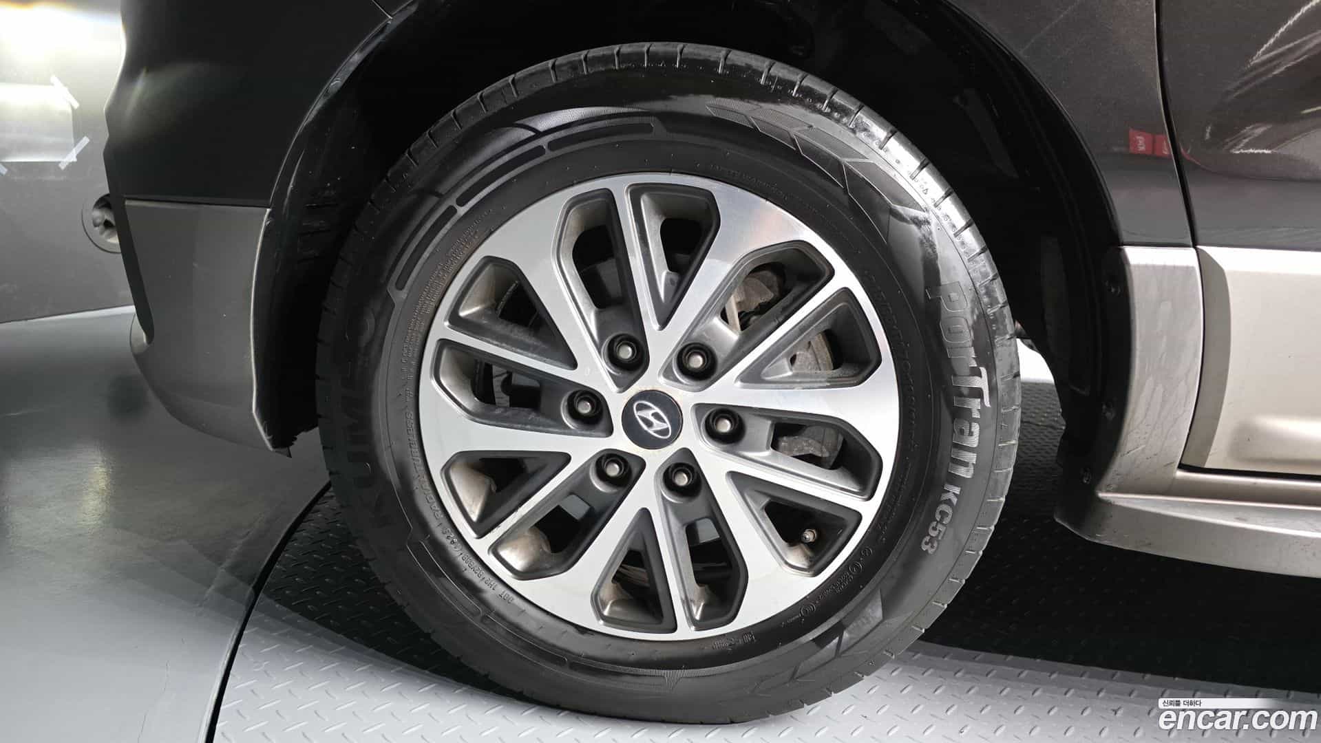 Starex Hyundai 2018.4-OUTER-005
