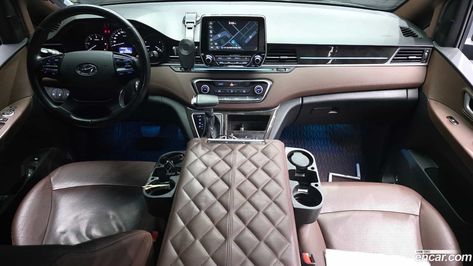 Starex Hyundai 2018.4-INNER-007