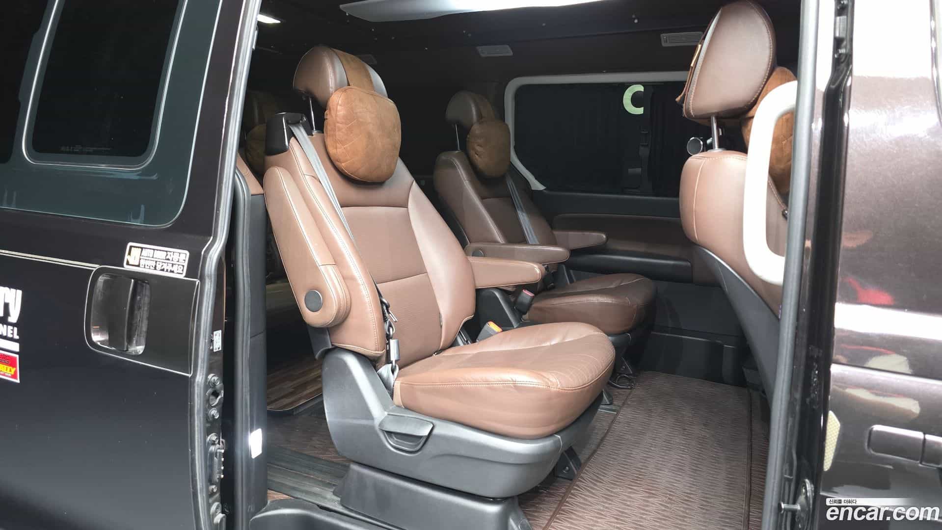 Starex Hyundai 2018.4-OPTION-016