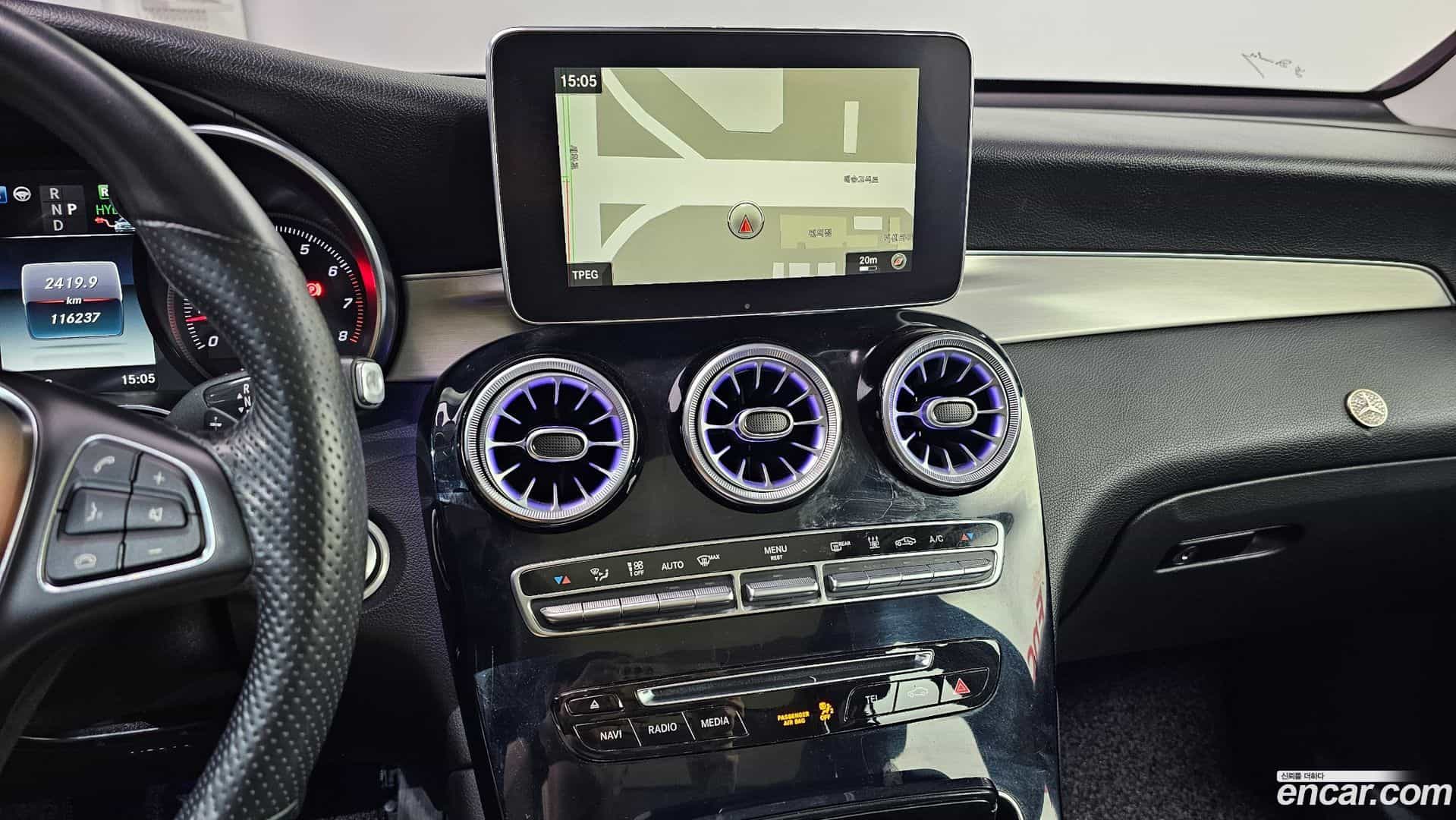 GLC-Class Mercedes-Benz 2018.11-OPTION-018