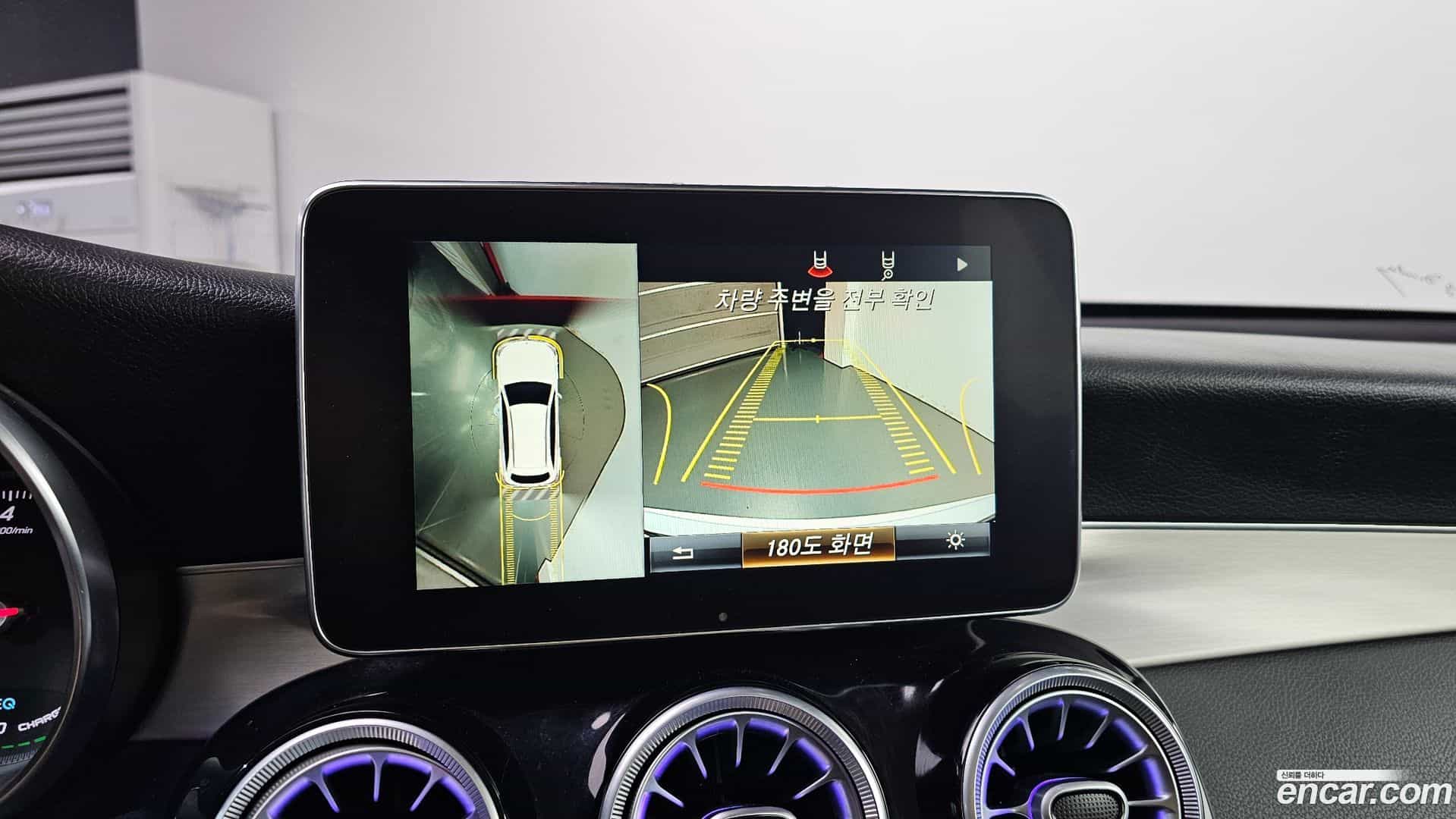 GLC-Class Mercedes-Benz 2018.11-OPTION-019