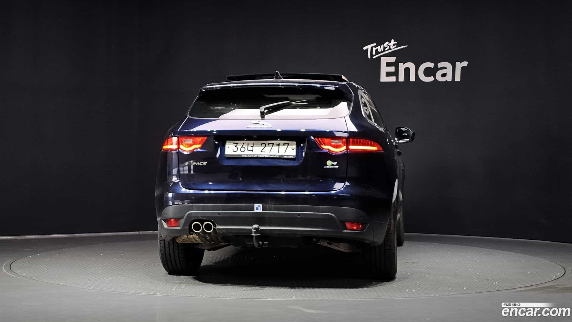 F-PACE Jaguar 2018.2-OUTER-004