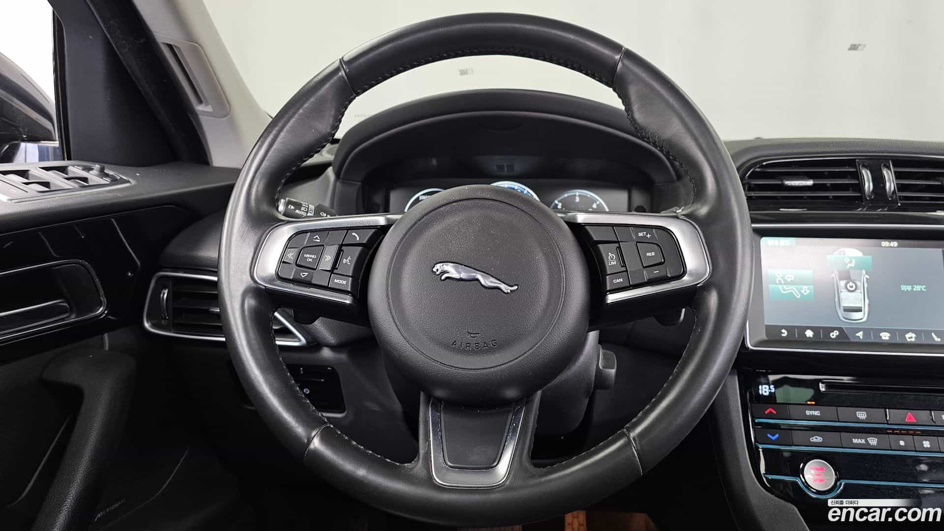 F-PACE Jaguar 2018.2-OPTION-017