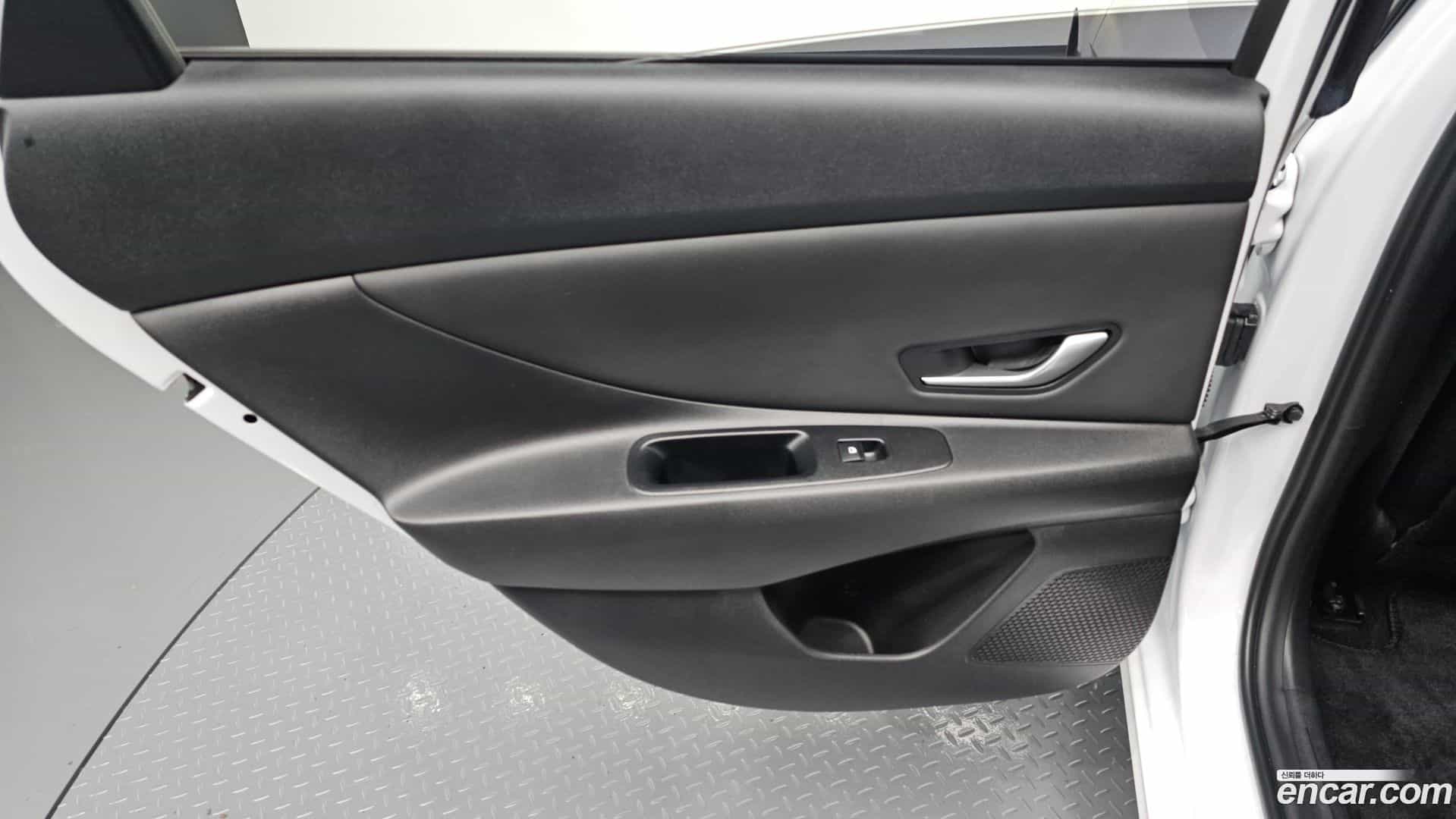 AVANTE Hyundai 2024.5-INNER-035