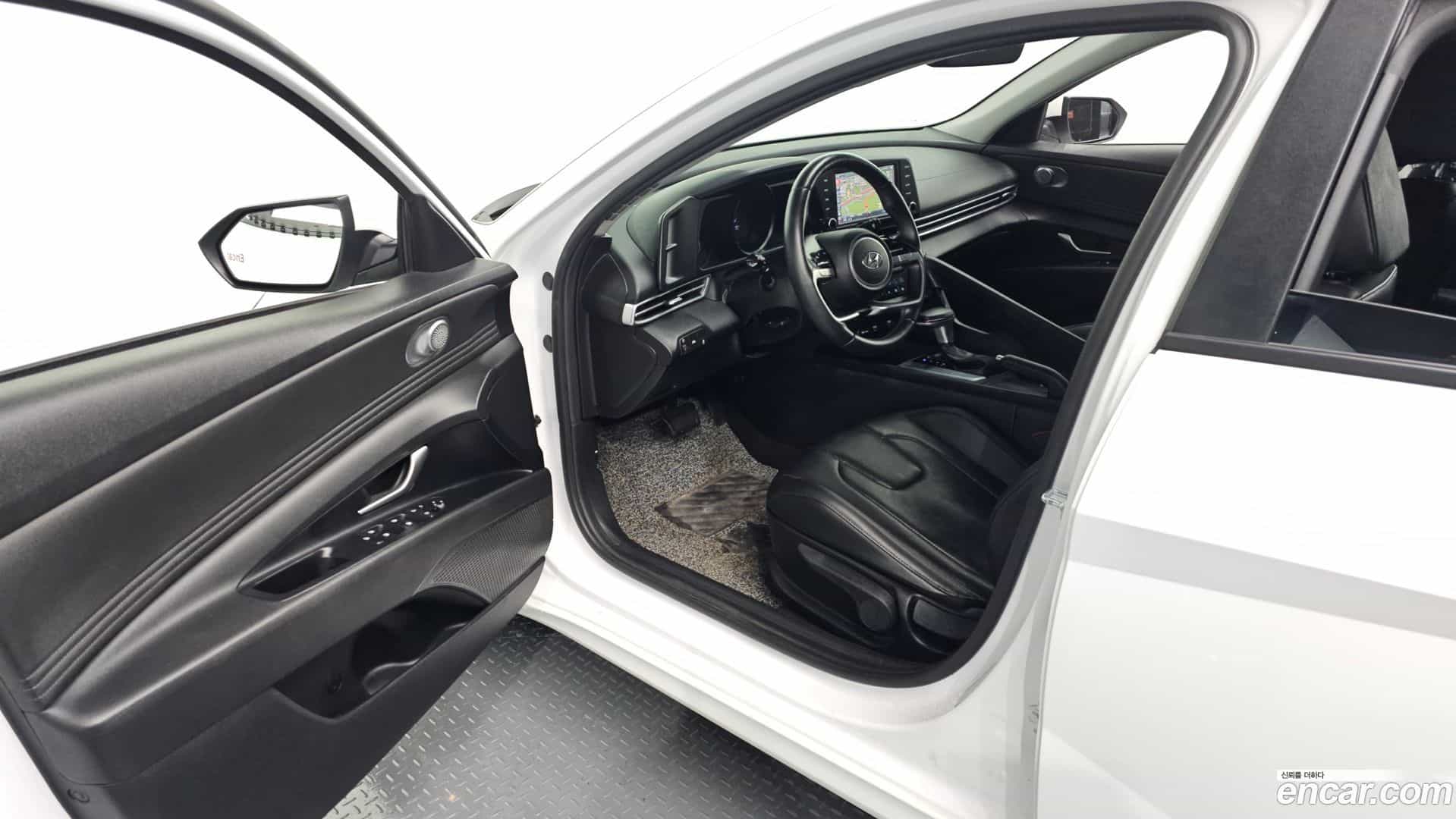AVANTE Hyundai 2020.8-INNER-010