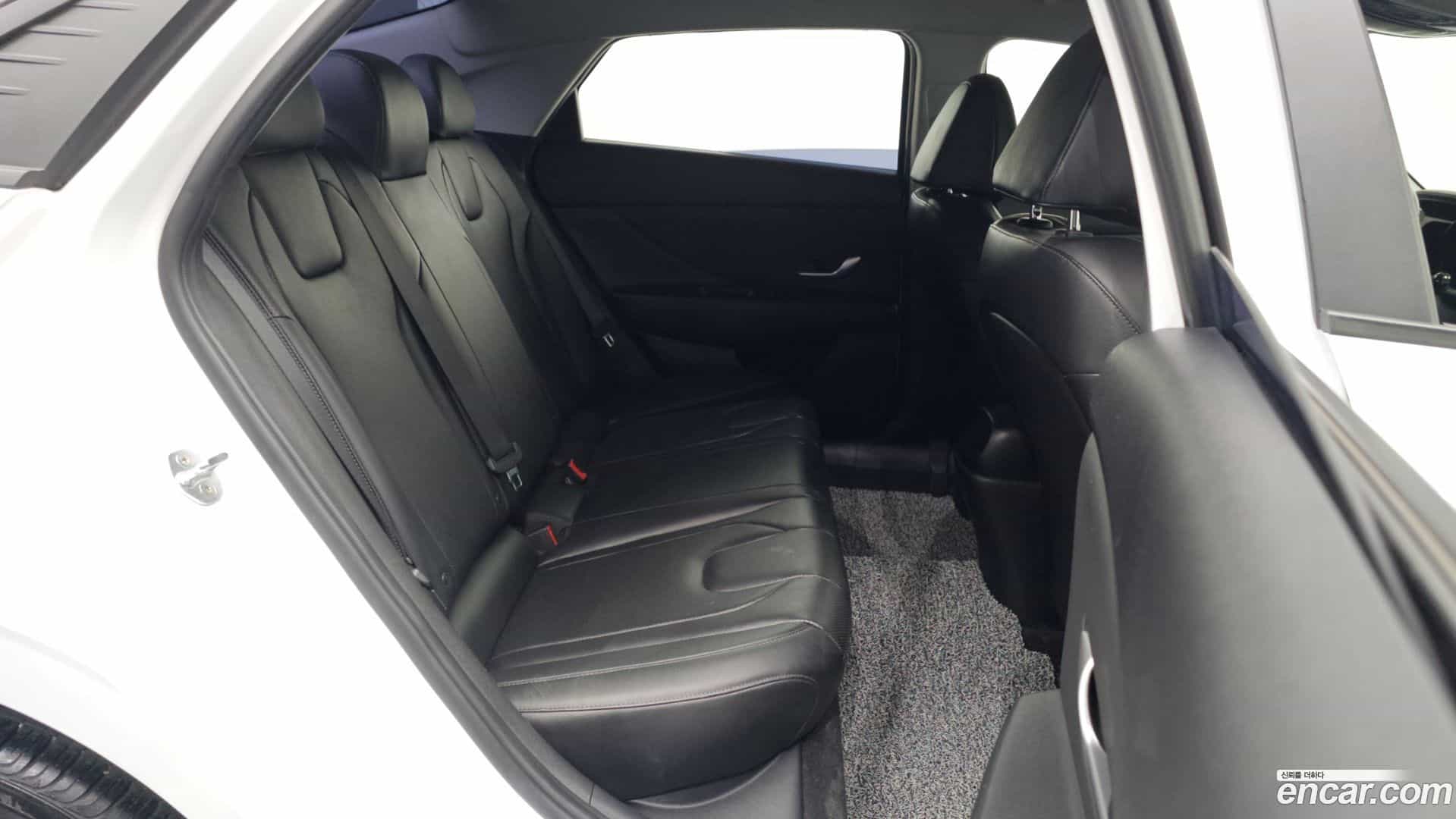 AVANTE Hyundai 2020.8-OPTION-015