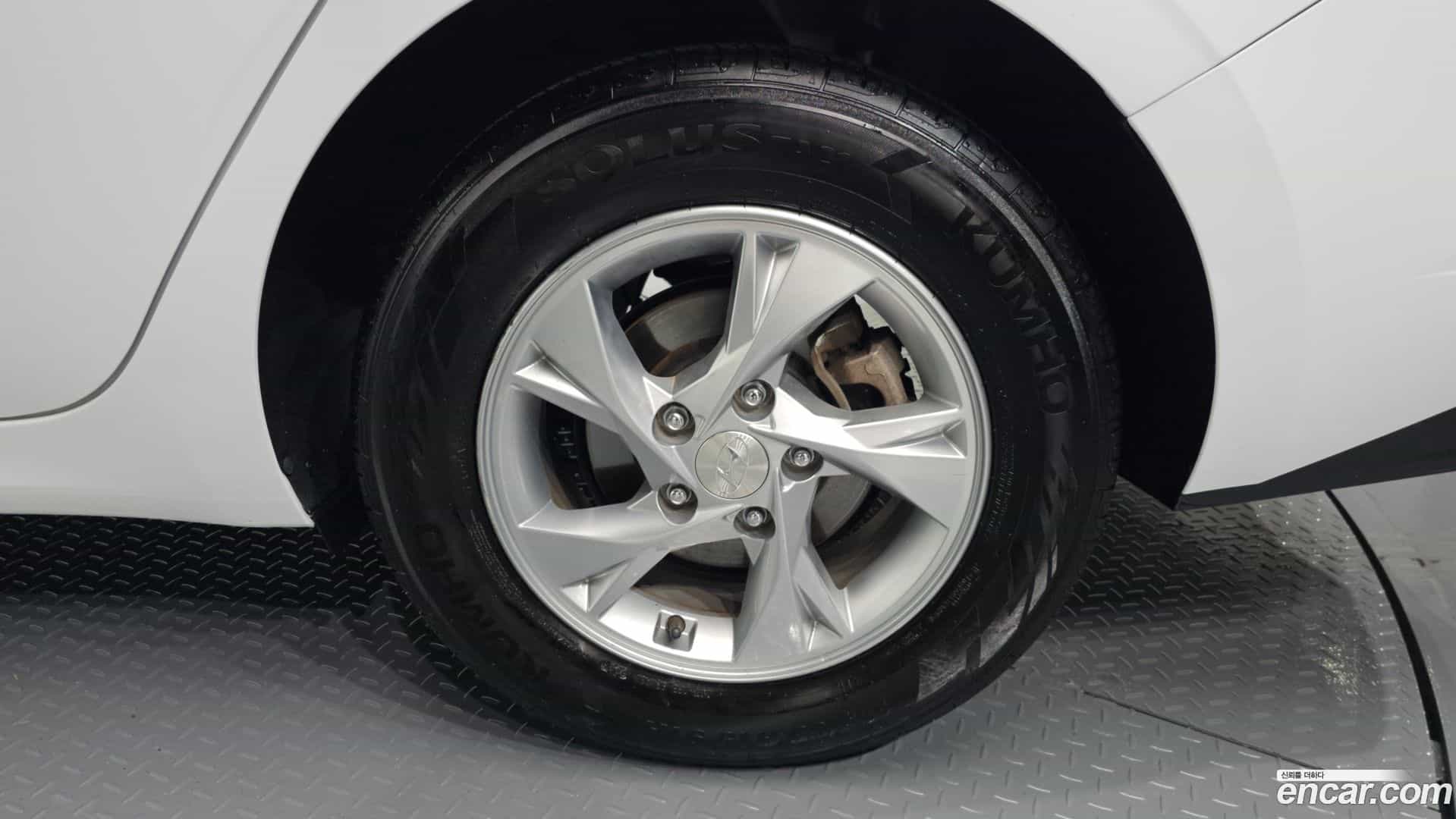 AVANTE Hyundai 2020.8-OUTER-031