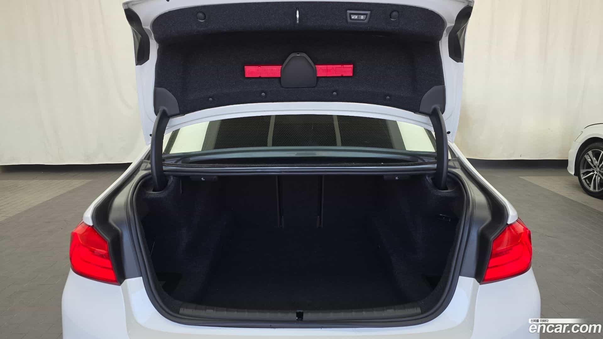 5-Series BMW 2018.3-OPTION-024