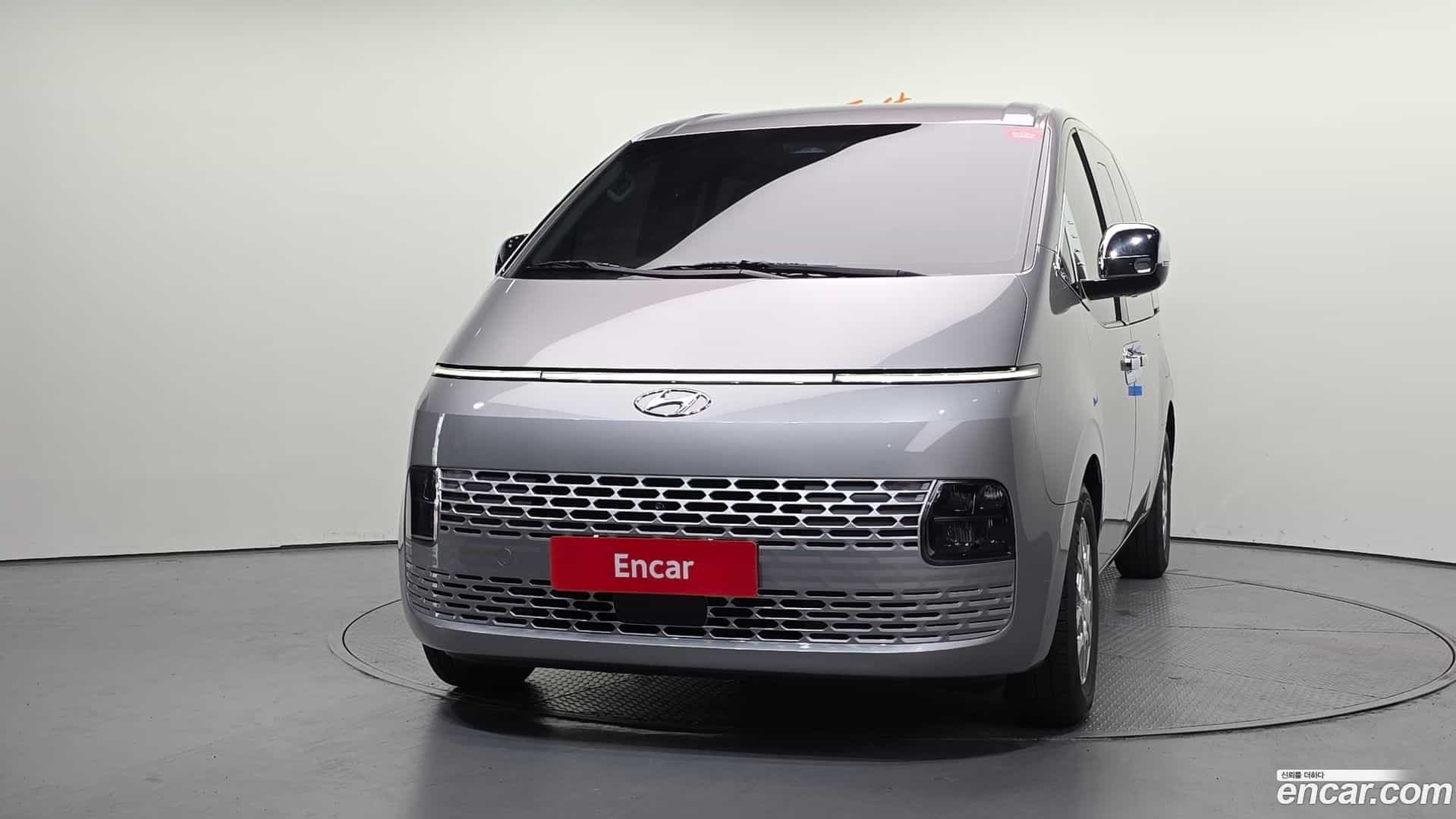 Staria Hyundai 2023.2-OUTER-003