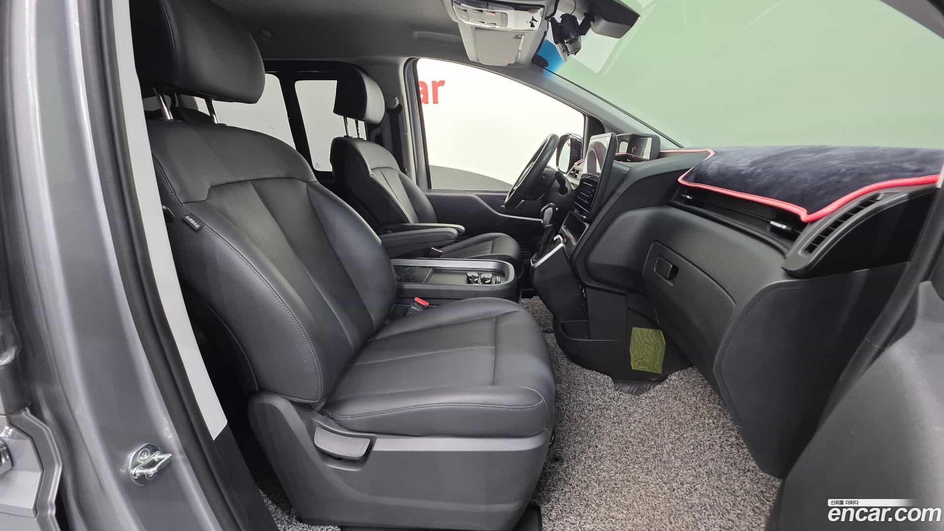 Staria Hyundai 2023.2-INNER-010