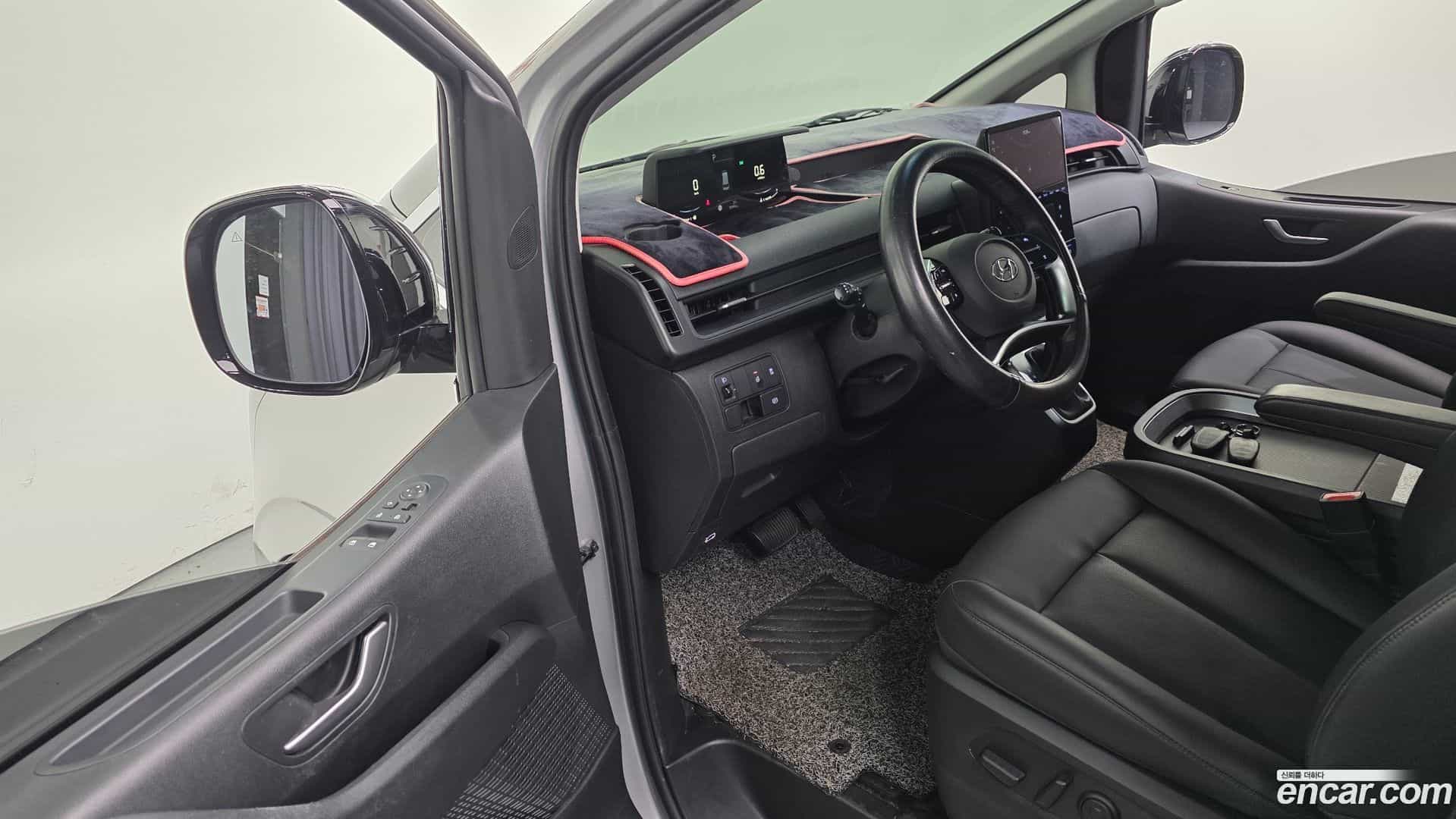 Staria Hyundai 2023.2-OPTION-015