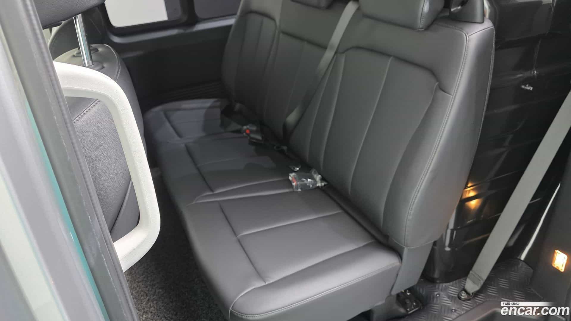 Staria Hyundai 2023.2-OPTION-041