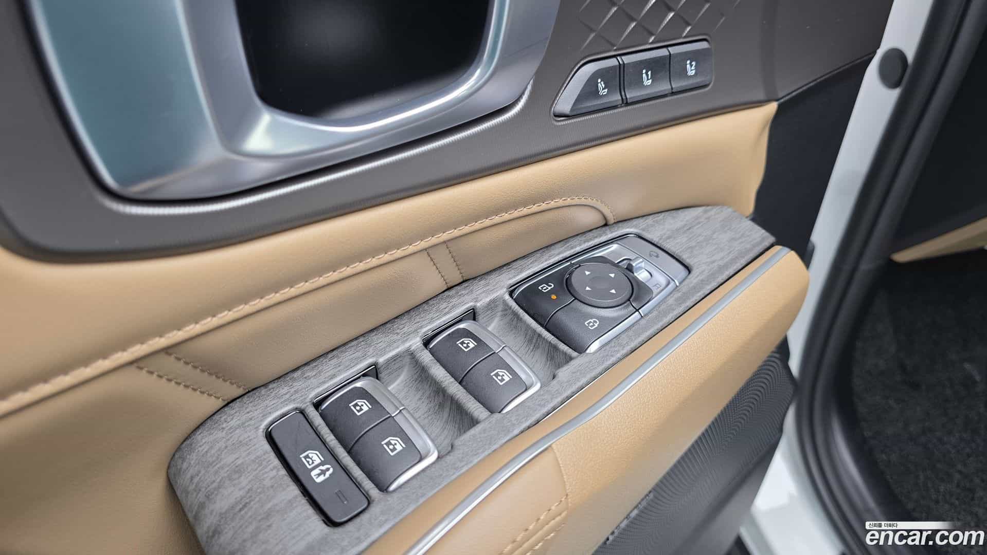 Sorento Kia 2025.11-OPTION-018