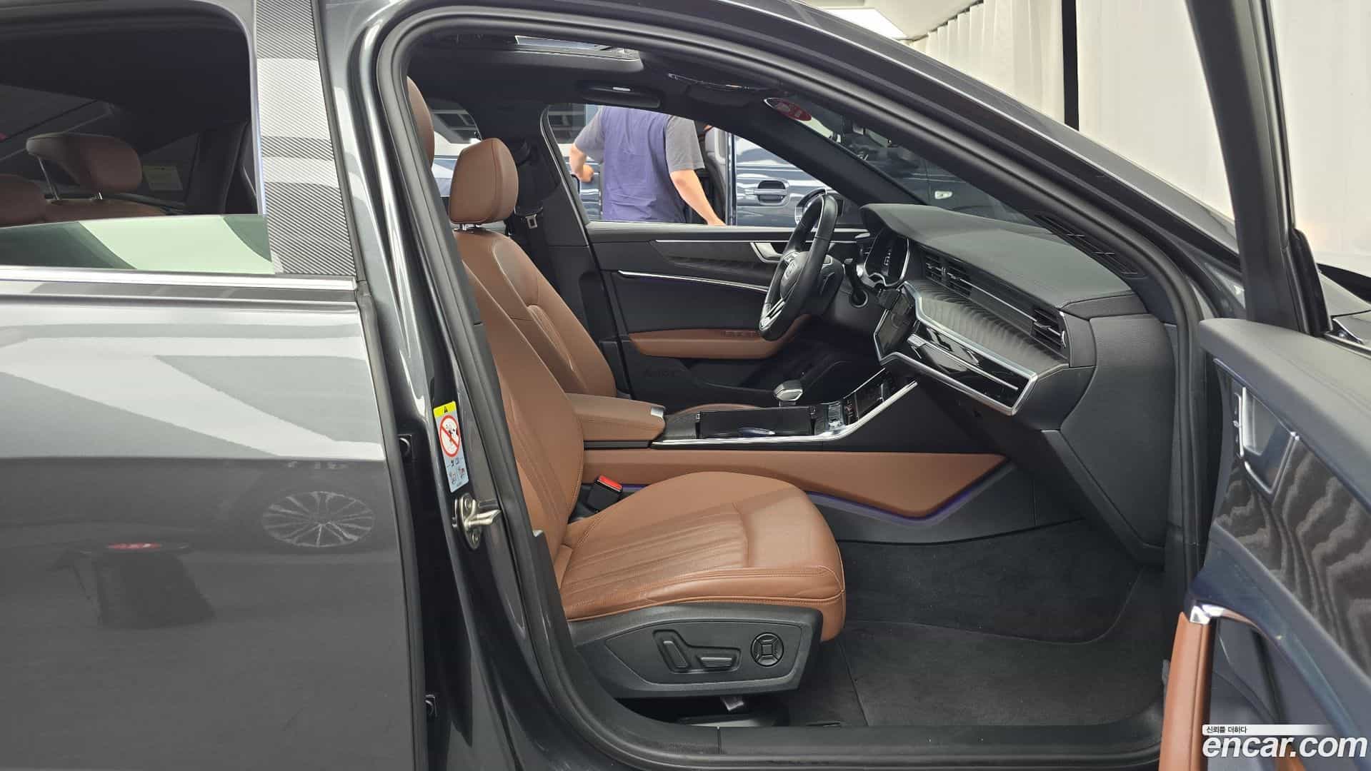 A6 Audi 2021.1-INNER-036