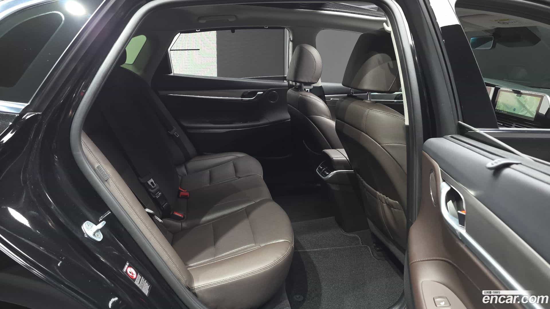 Grandeur Hyundai 2021.5-OPTION-015