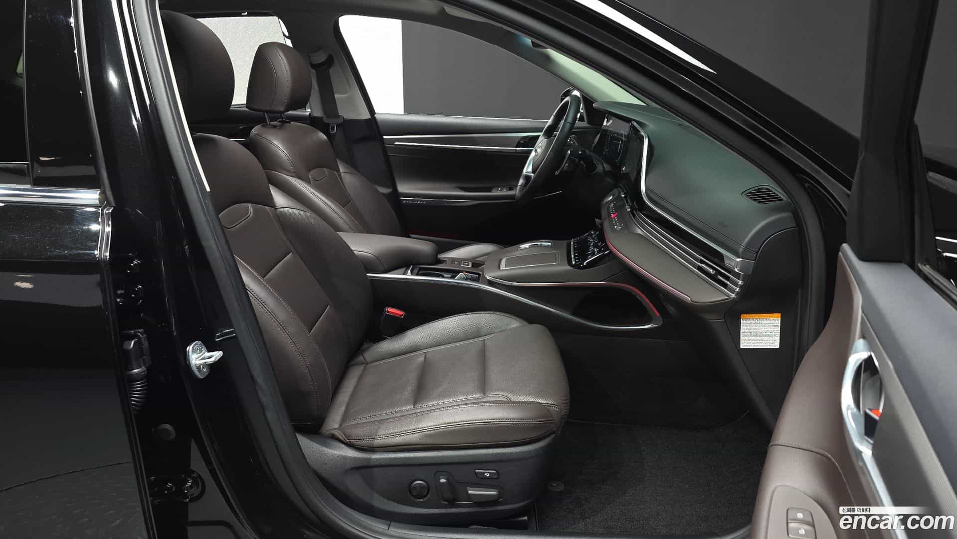 Grandeur Hyundai 2021.5-OPTION-016