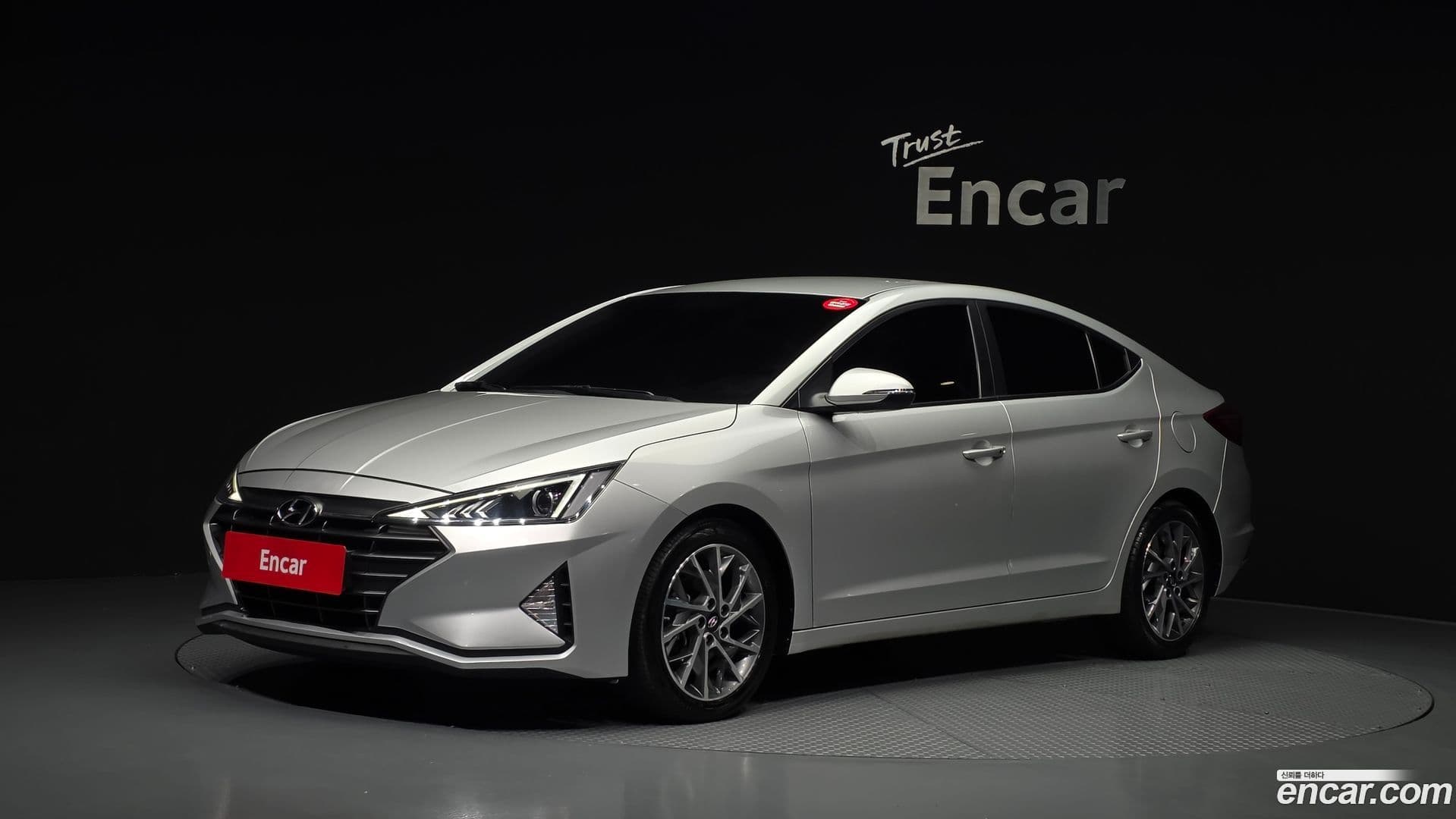 Main__Slider__Photo:AVANTE Hyundai 2019.0-0