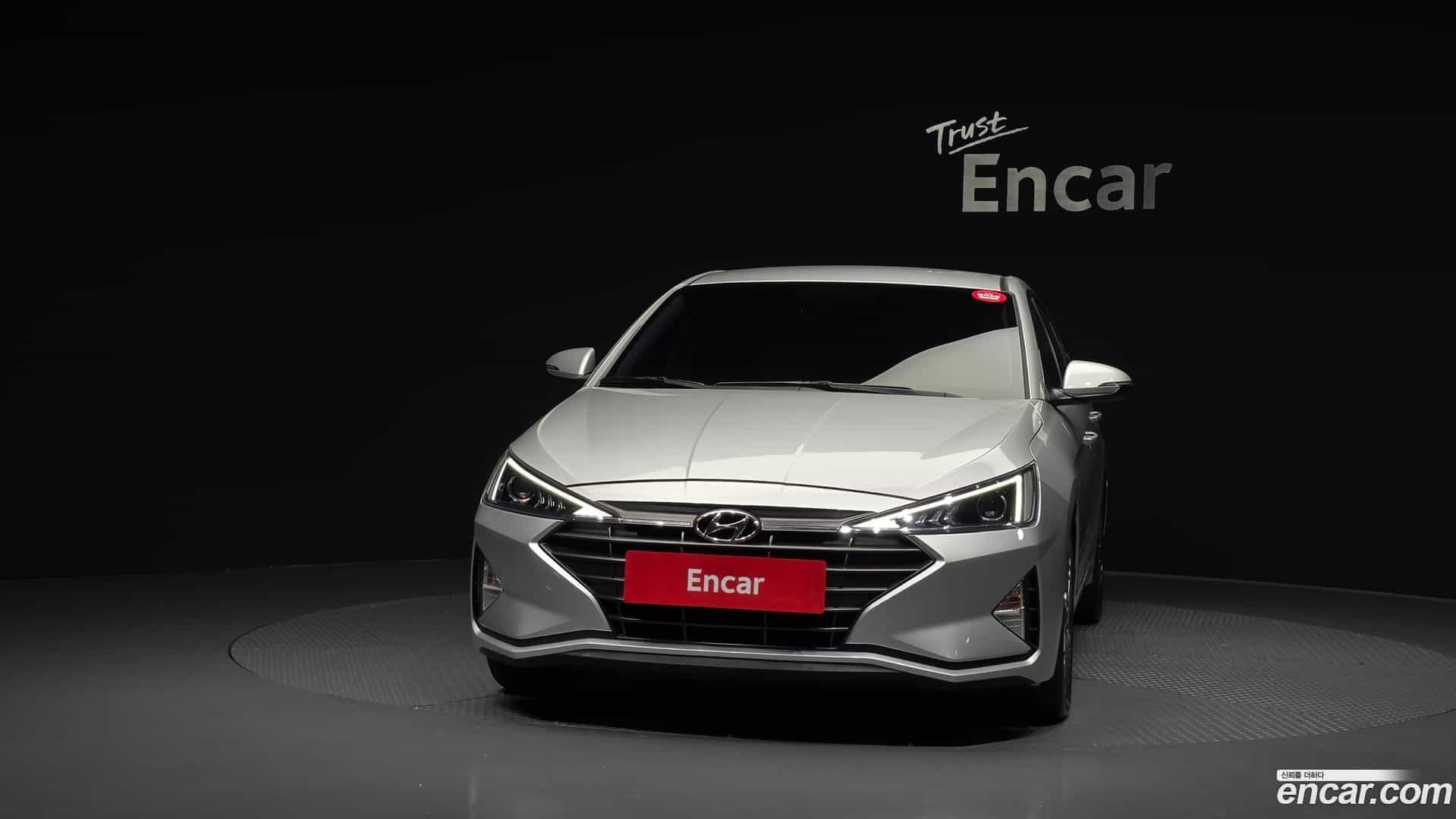 AVANTE Hyundai 2019.0-OUTER-003