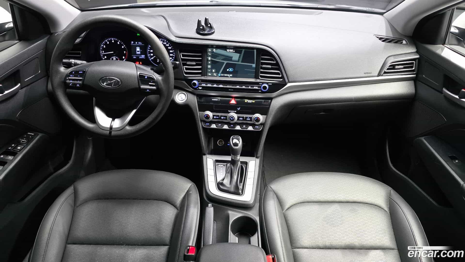 AVANTE Hyundai 2019.0-INNER-007