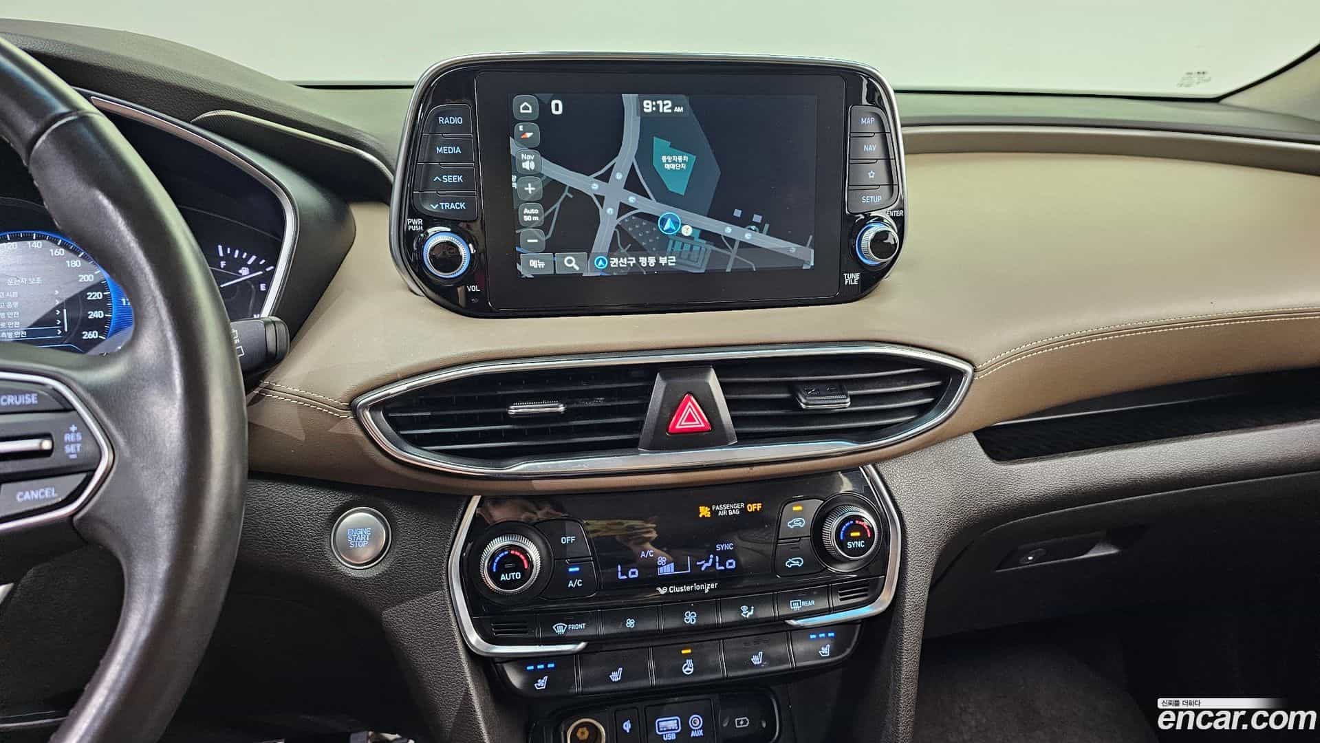 Santafe Hyundai 2018.2-OPTION-018