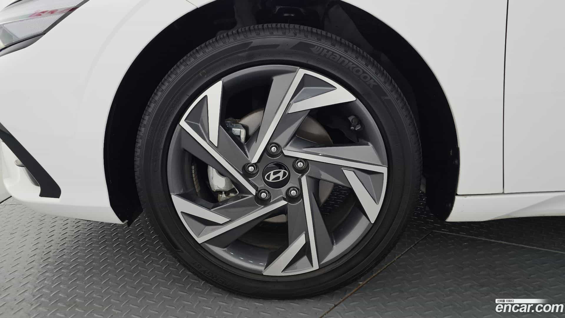 AVANTE Hyundai 2024.2-OUTER-005