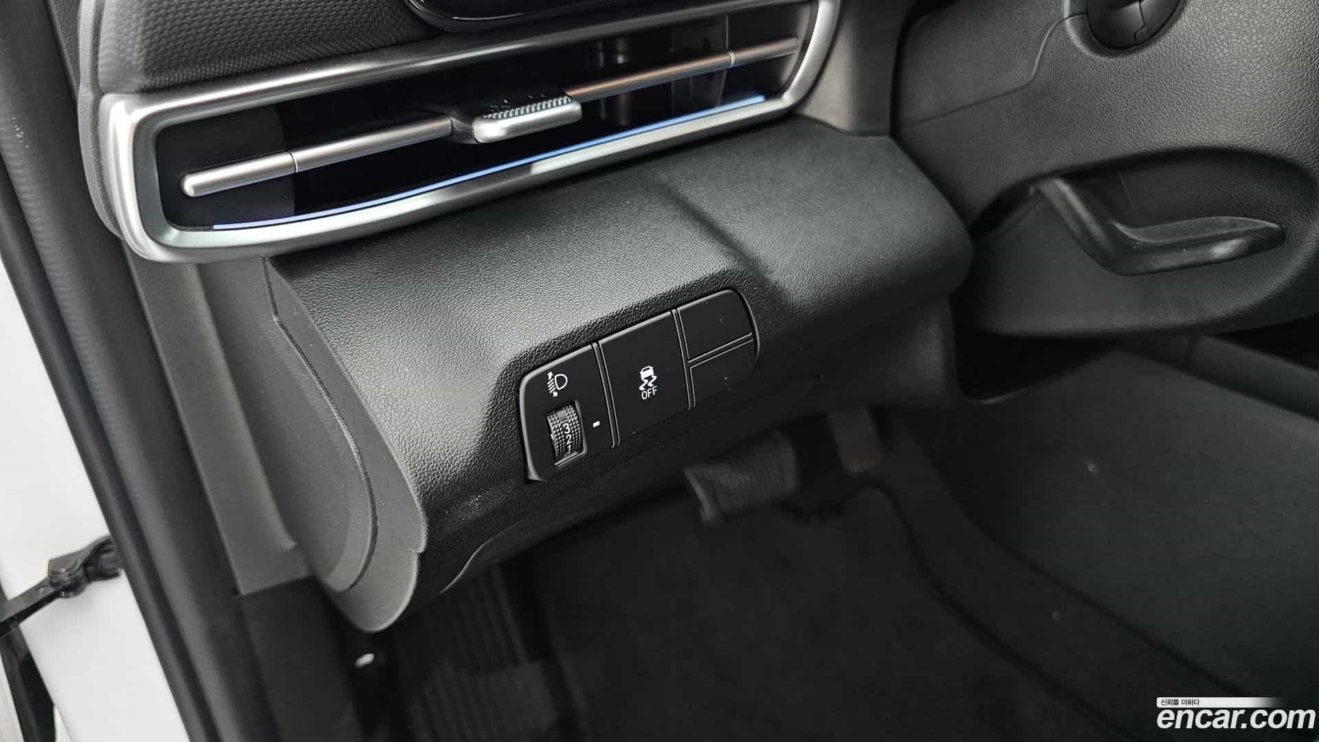 AVANTE Hyundai 2024.2-OPTION-022