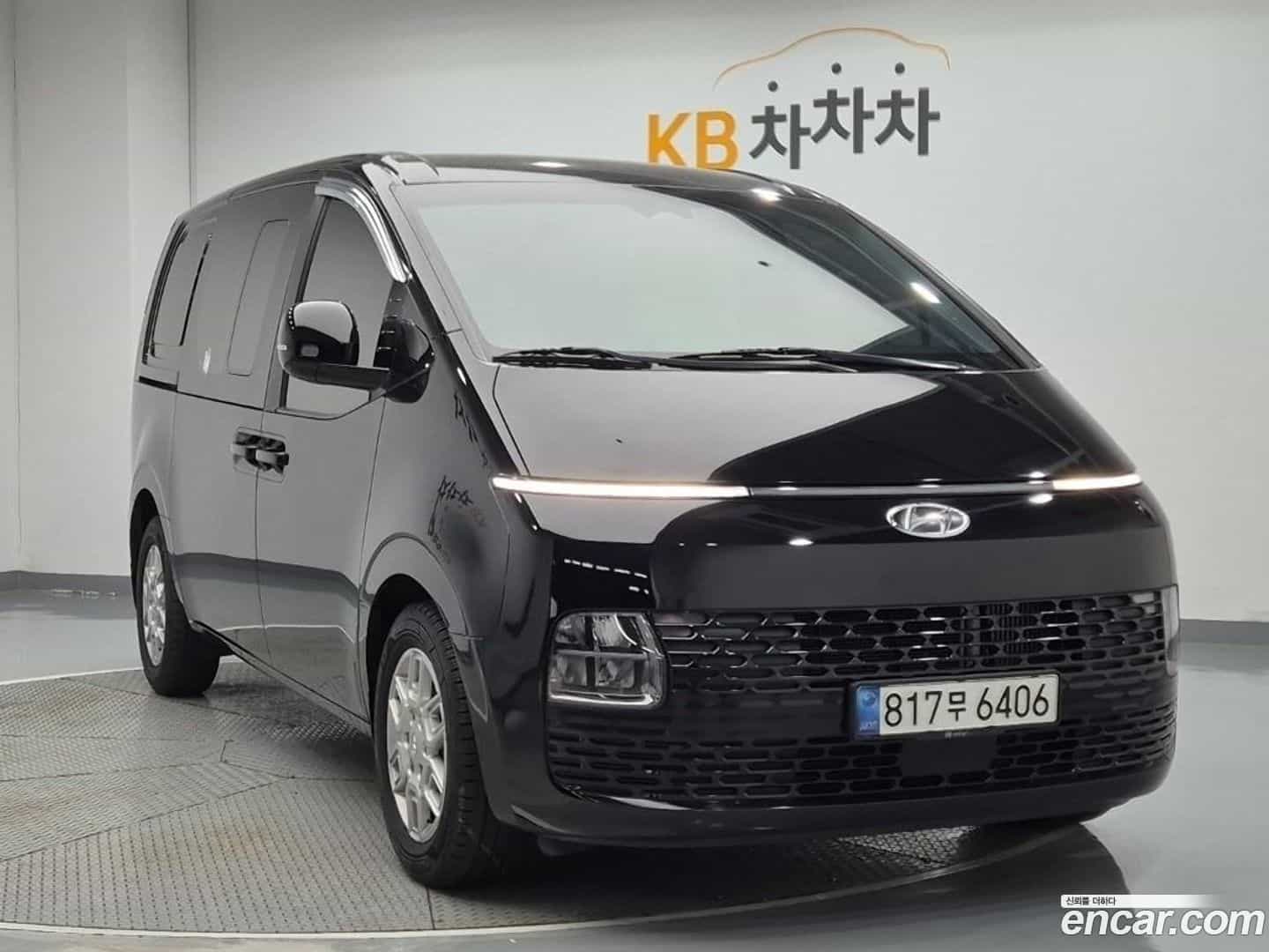 Staria Hyundai 2022.8-OUTER-003