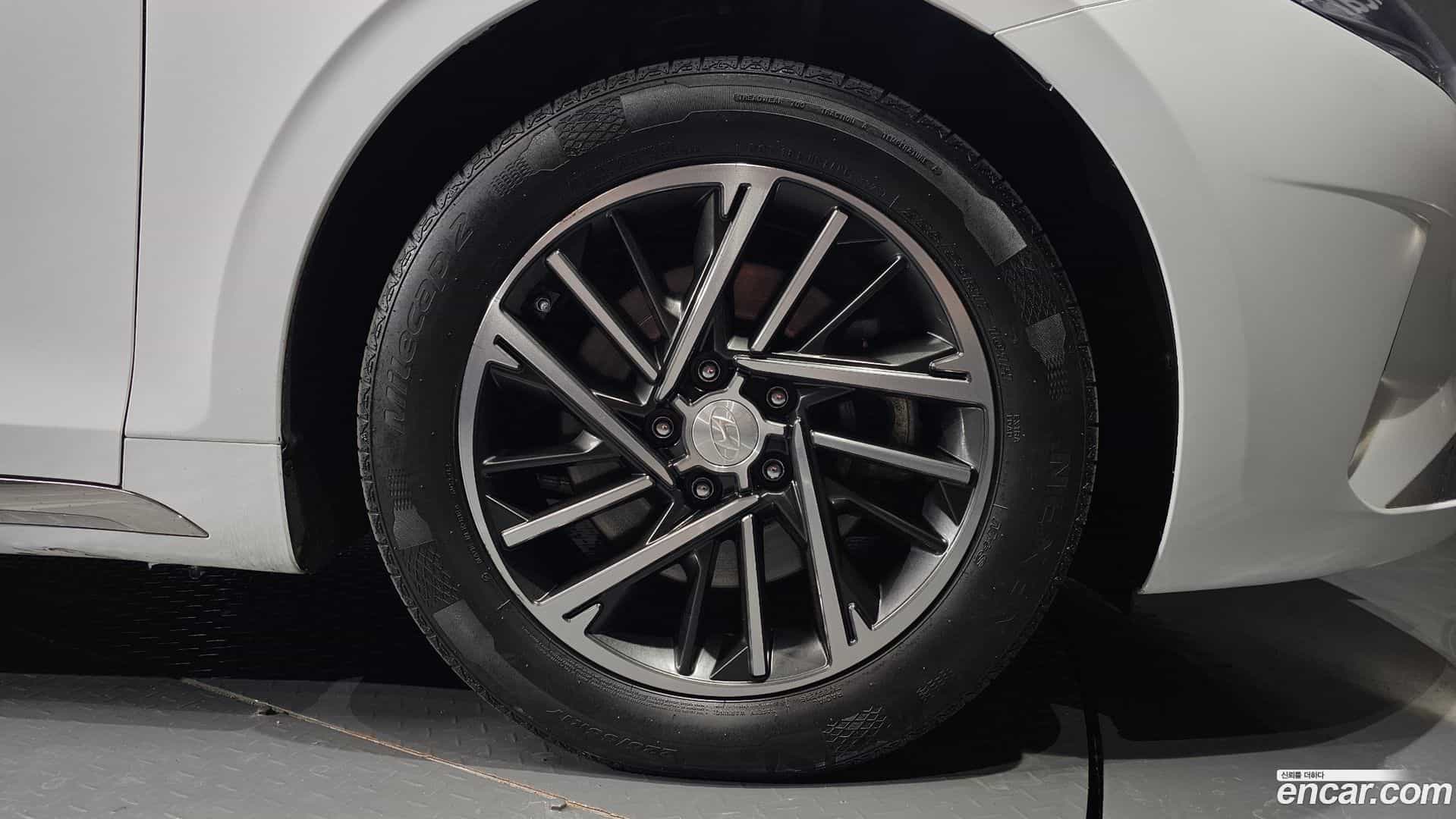 Grandeur Hyundai 2021.10-OUTER-031