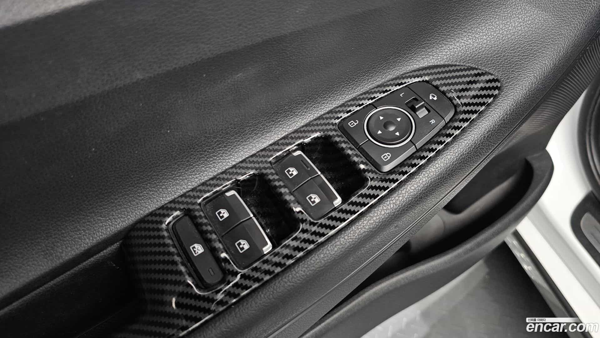 Grandeur Hyundai 2021.10-OPTION-040