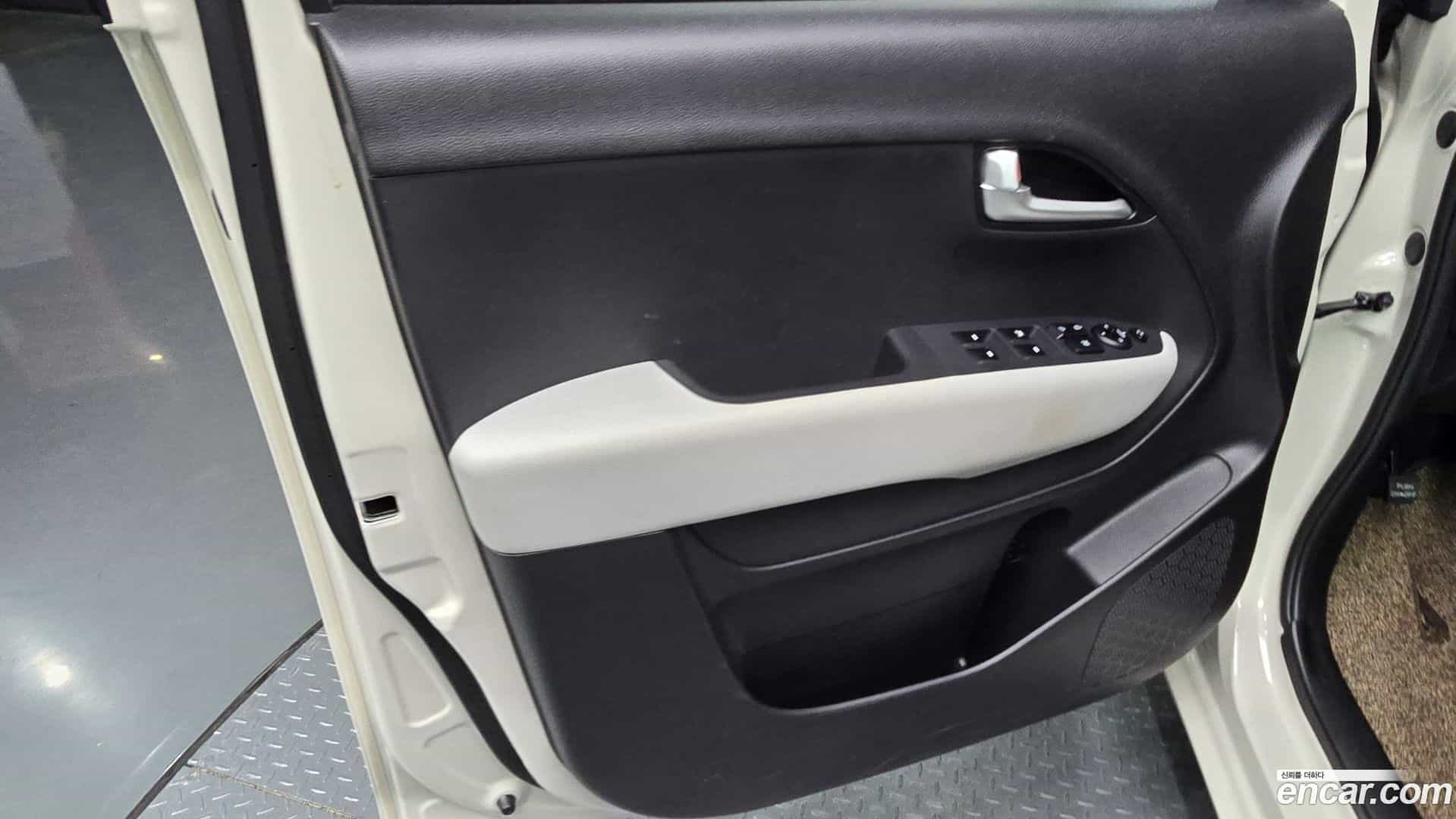 RAY Kia 2024.6-INNER-034